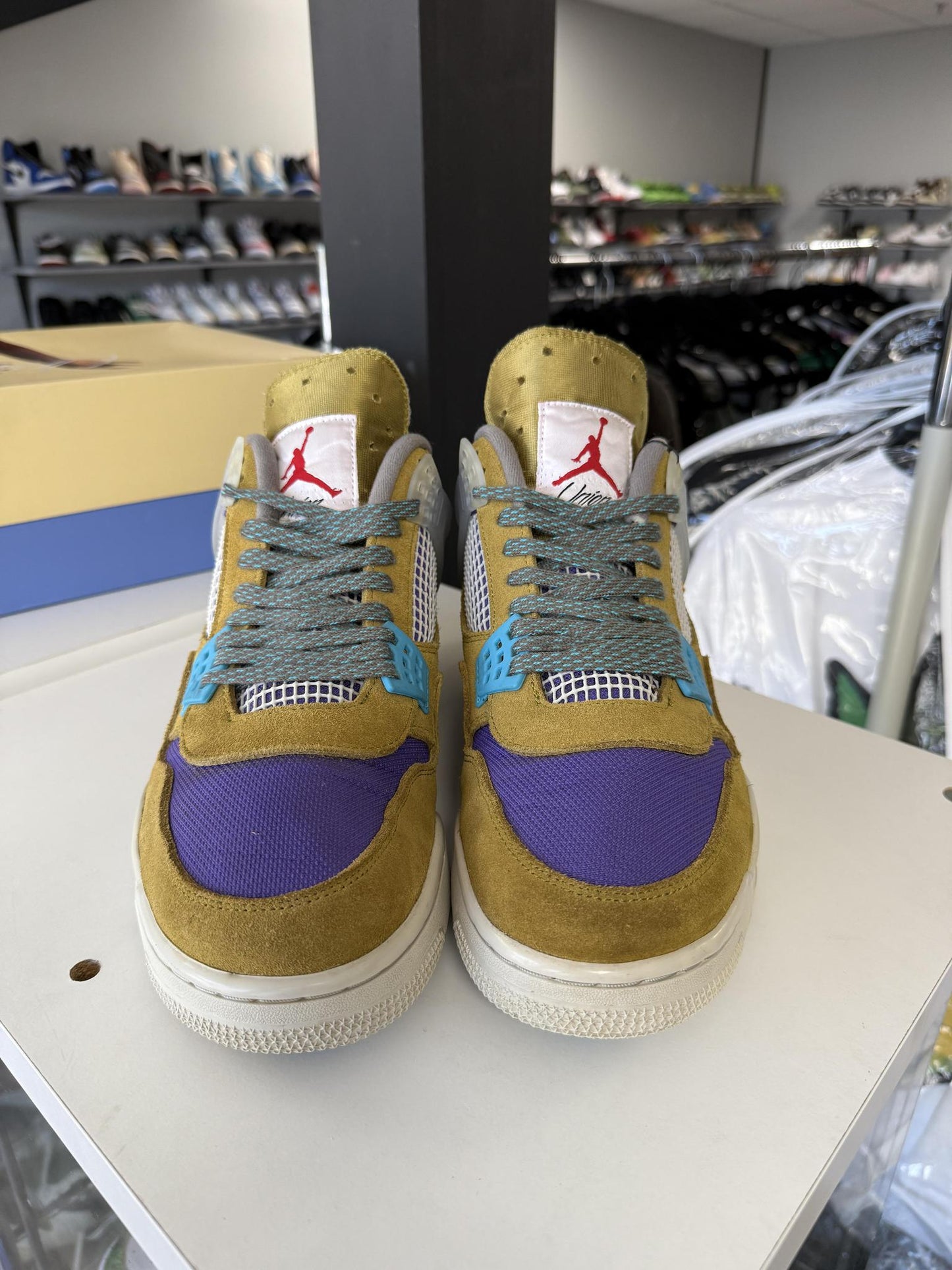 Jordan 4 x Union "Desert Moss" Used Size 13
