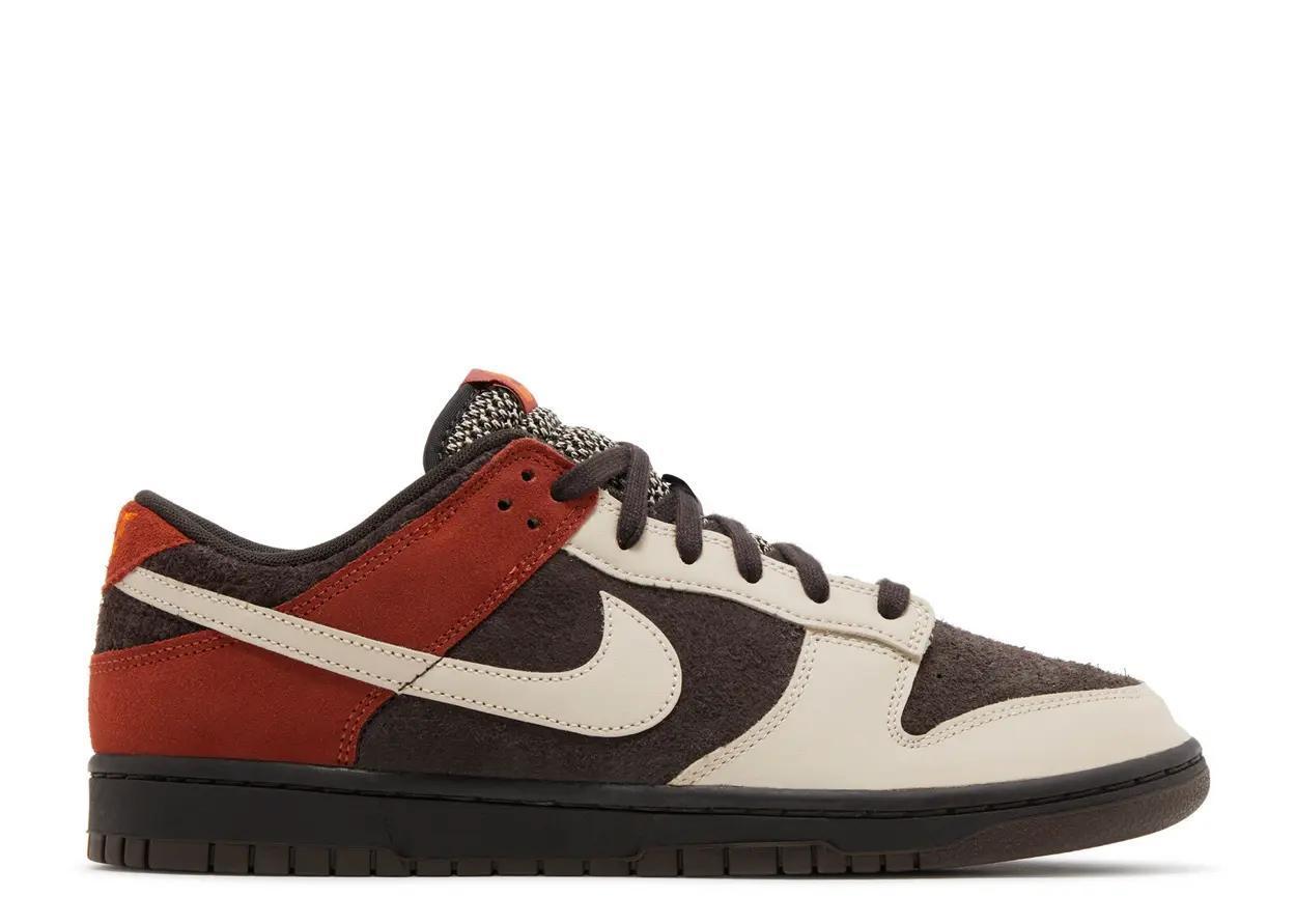 Nike Dunk Low "Red Panda"