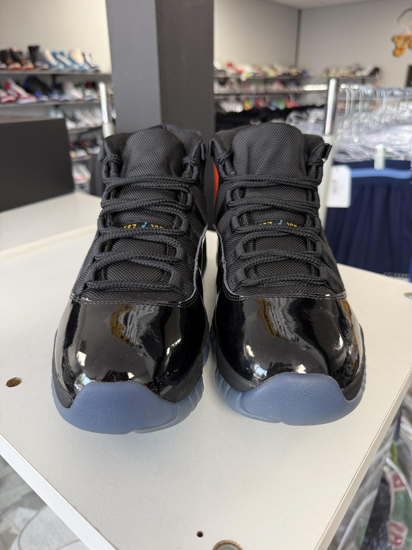 Jordan 11 "Gamma" Used Size 10