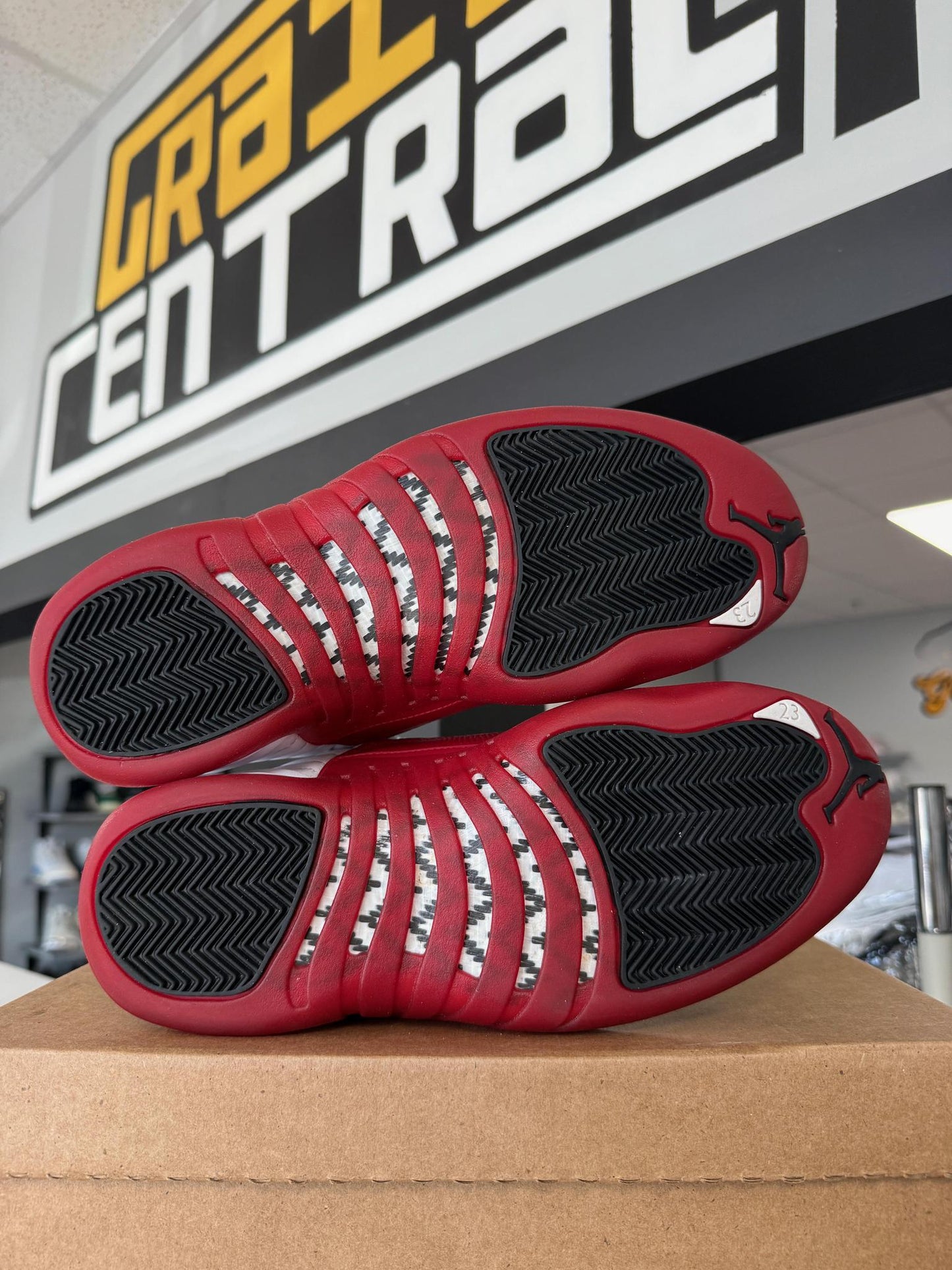 Jordan 12 "Cherry" Used Size 9