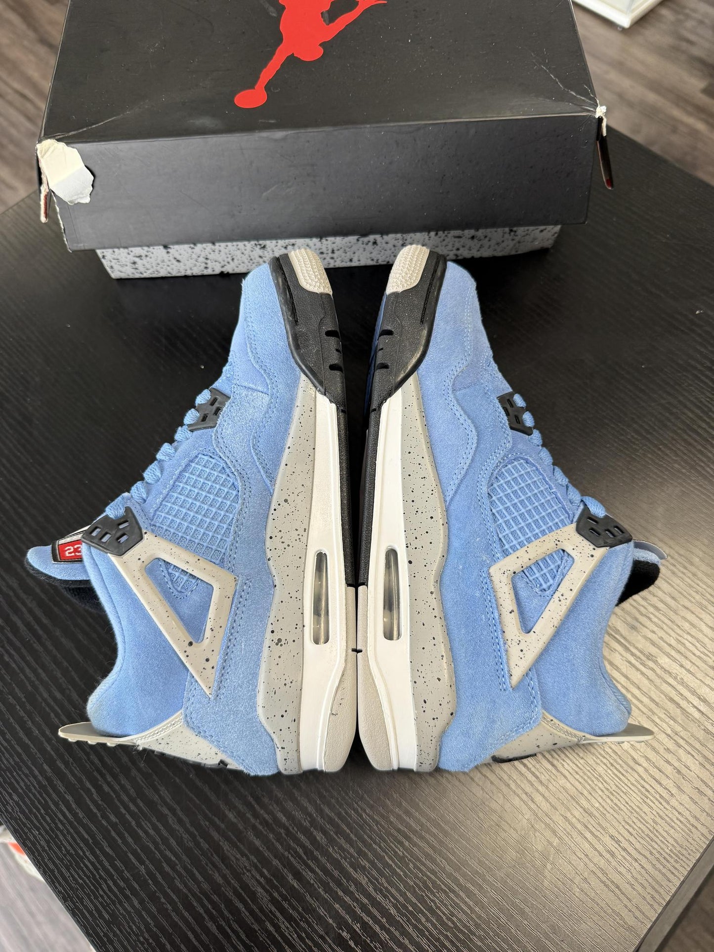 Jordan 4 "University Blue" Used Size 6Y/7.5W