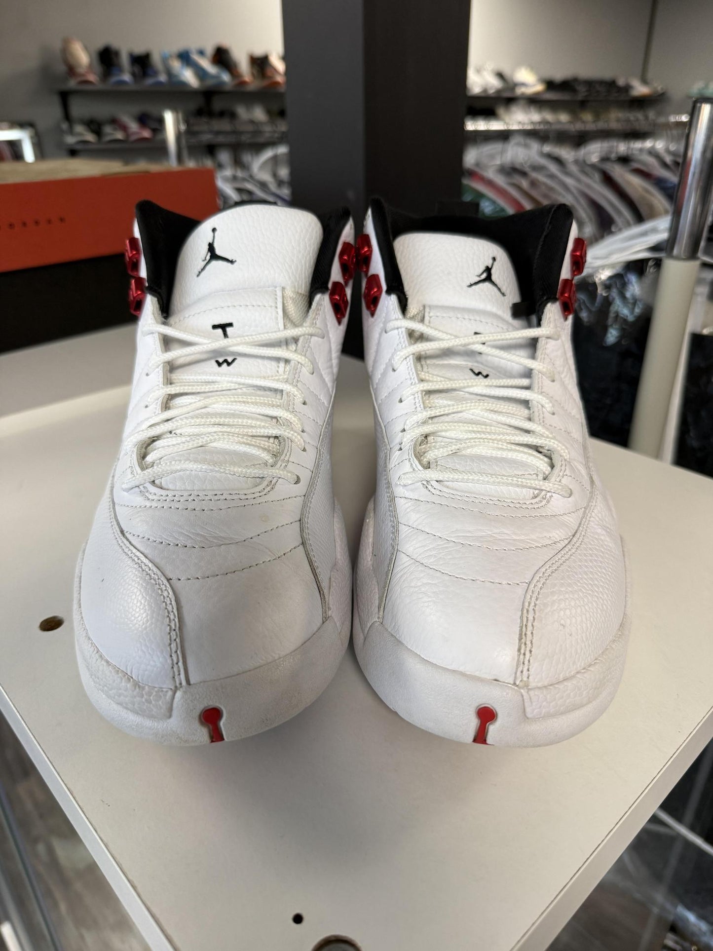 Jordan 12 "Twist" Used Size 10.5