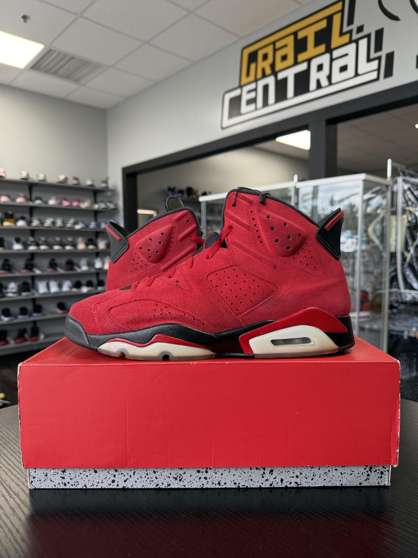 Jordan 6 "Toro" Used Size 13