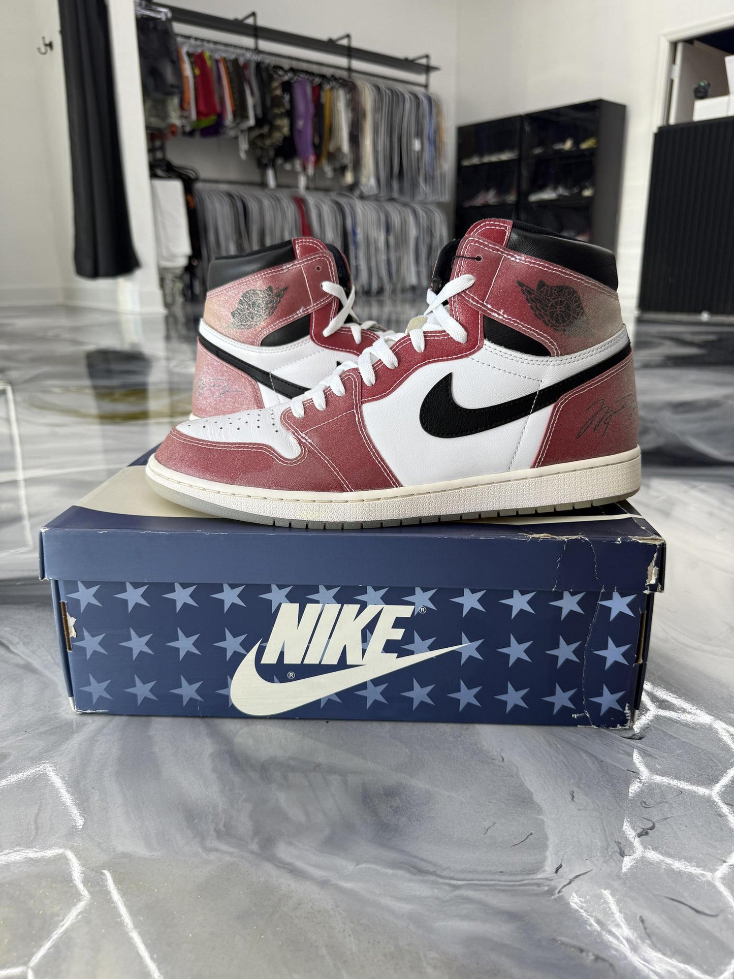 Jordan 1 X Trophy Room "Chicago" Used Size 14