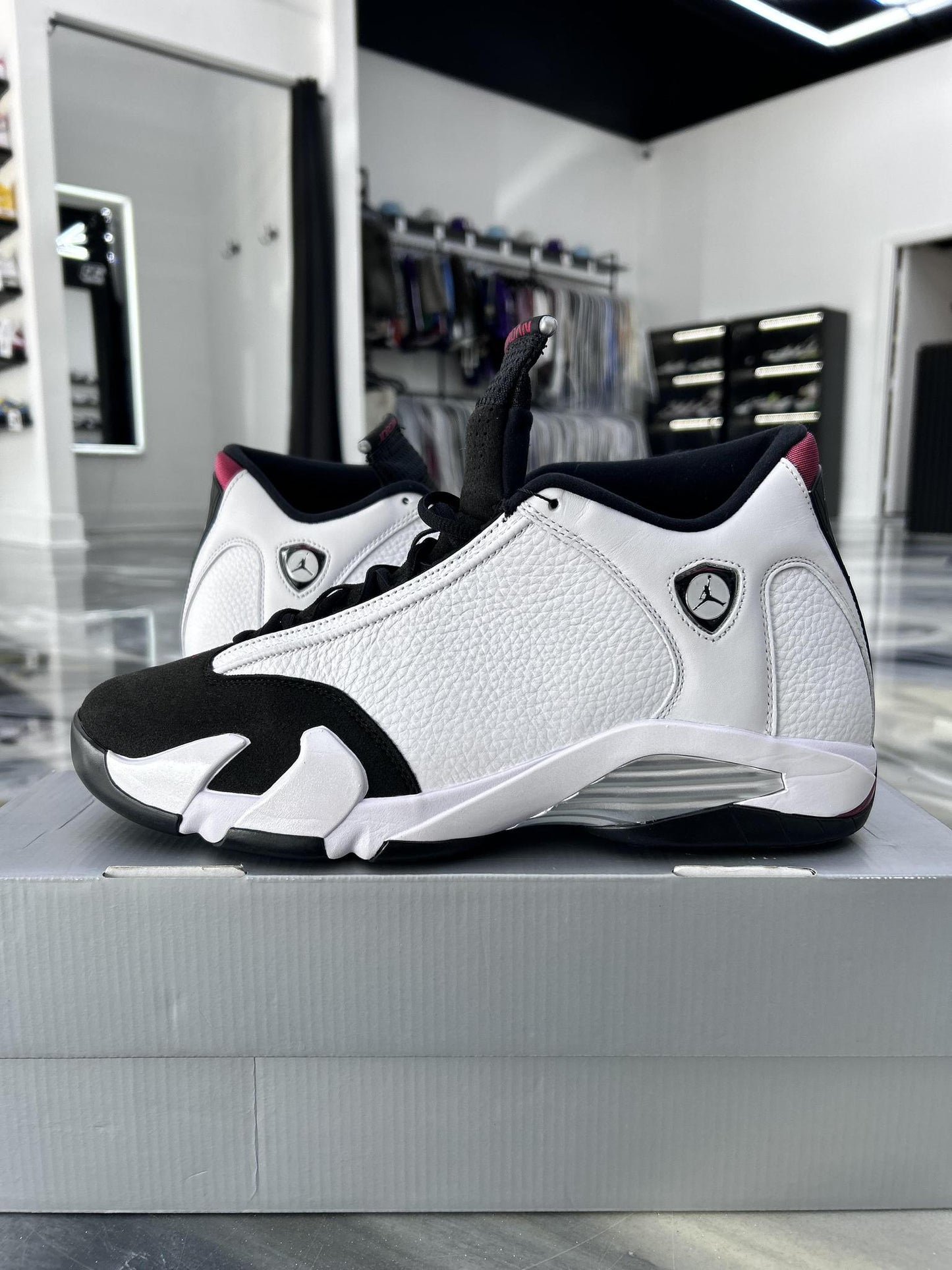 Jordan 14 "Black Toe" Used Size 13