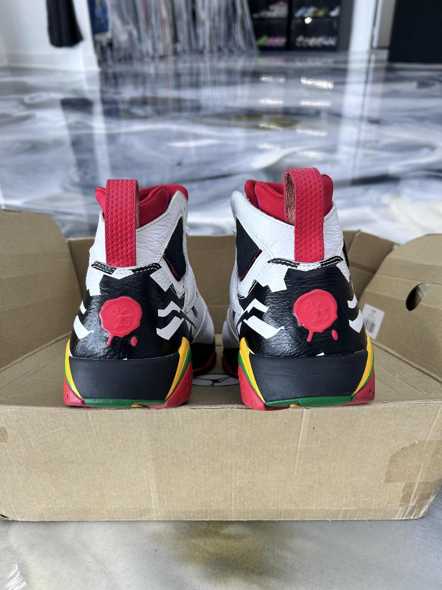Jordan 7 "BIN" Used Size 12 (Damaged Box)