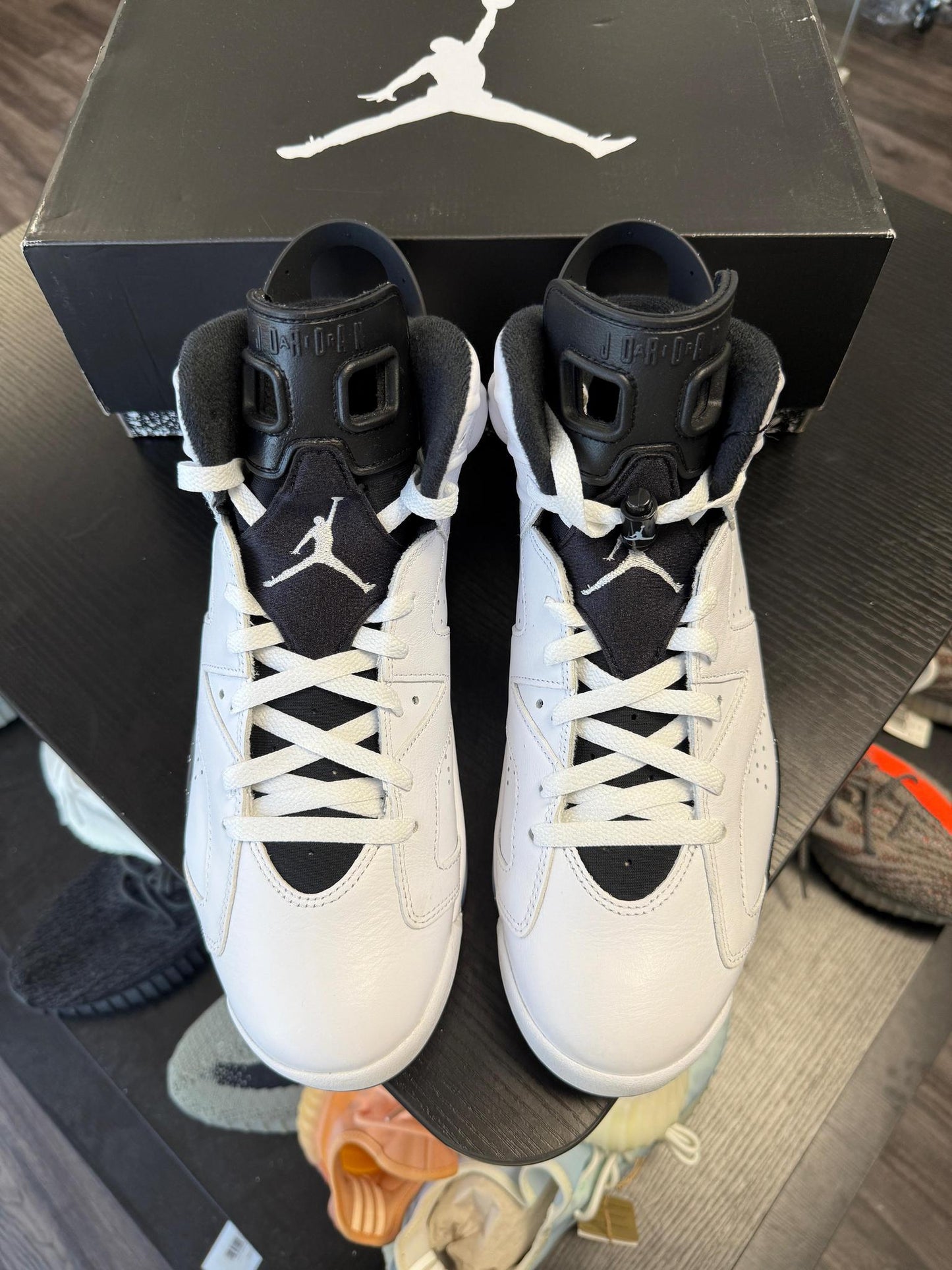 Jordan 6 "White Oreo" Used Size 12