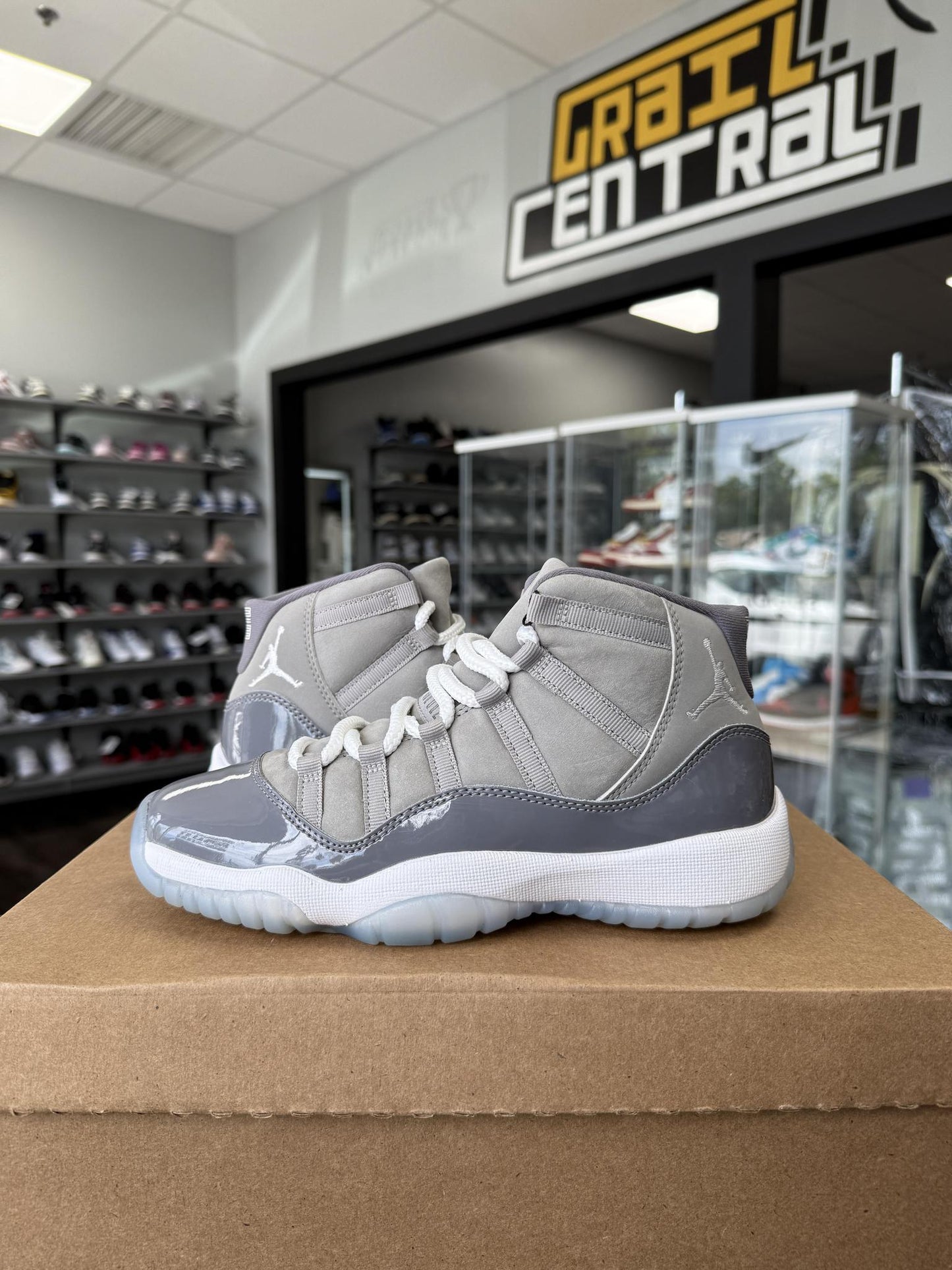 Jordan 11 "Cool Grey" Used Size 4.5Y/6W