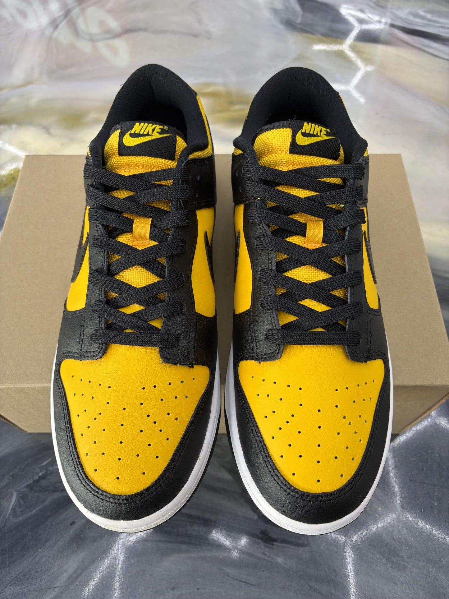 Nike Dunk Low "Reverse Goldenrod" Used Size 12