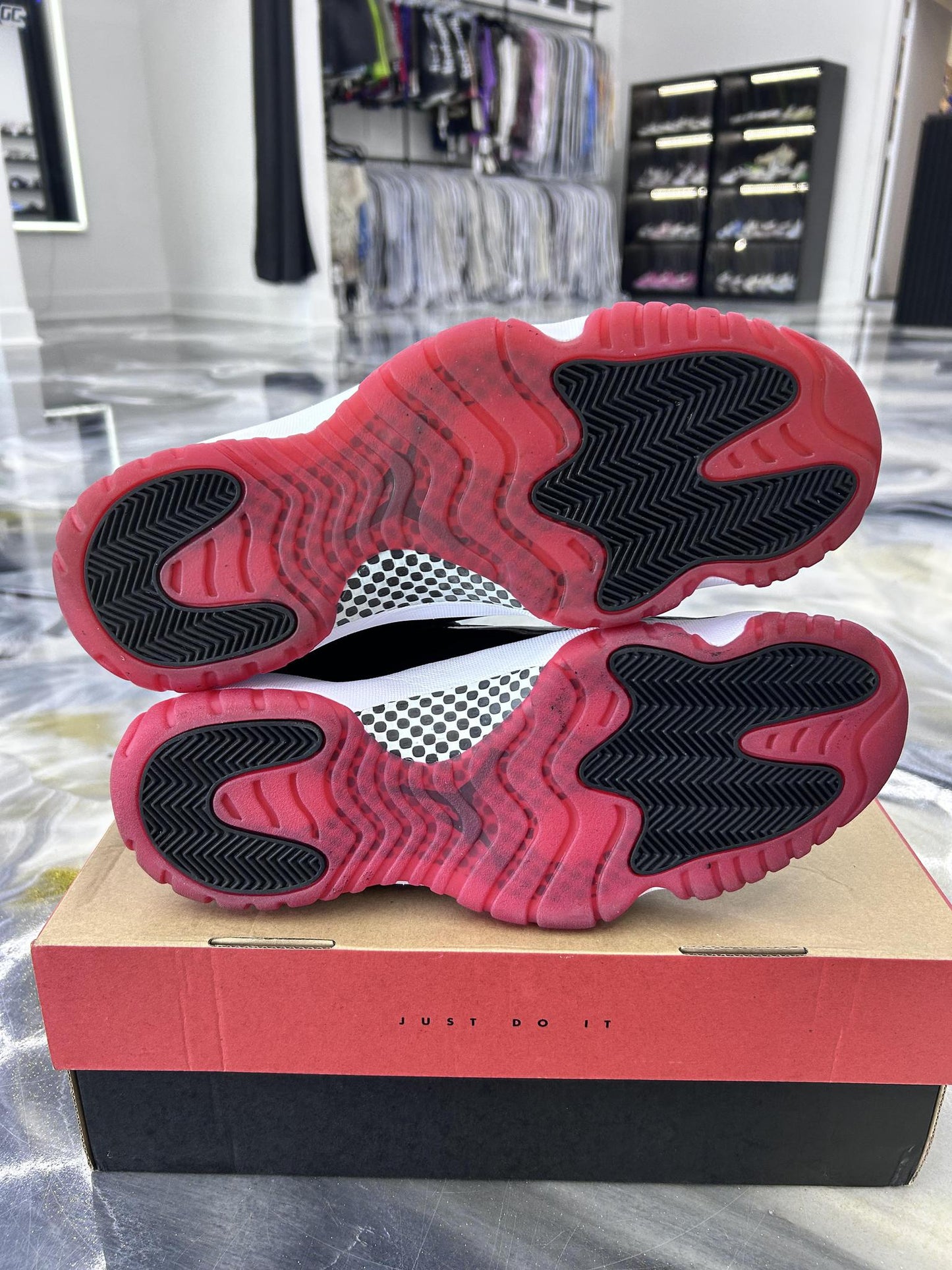 Jordan 11"Bred" Used Size 13
