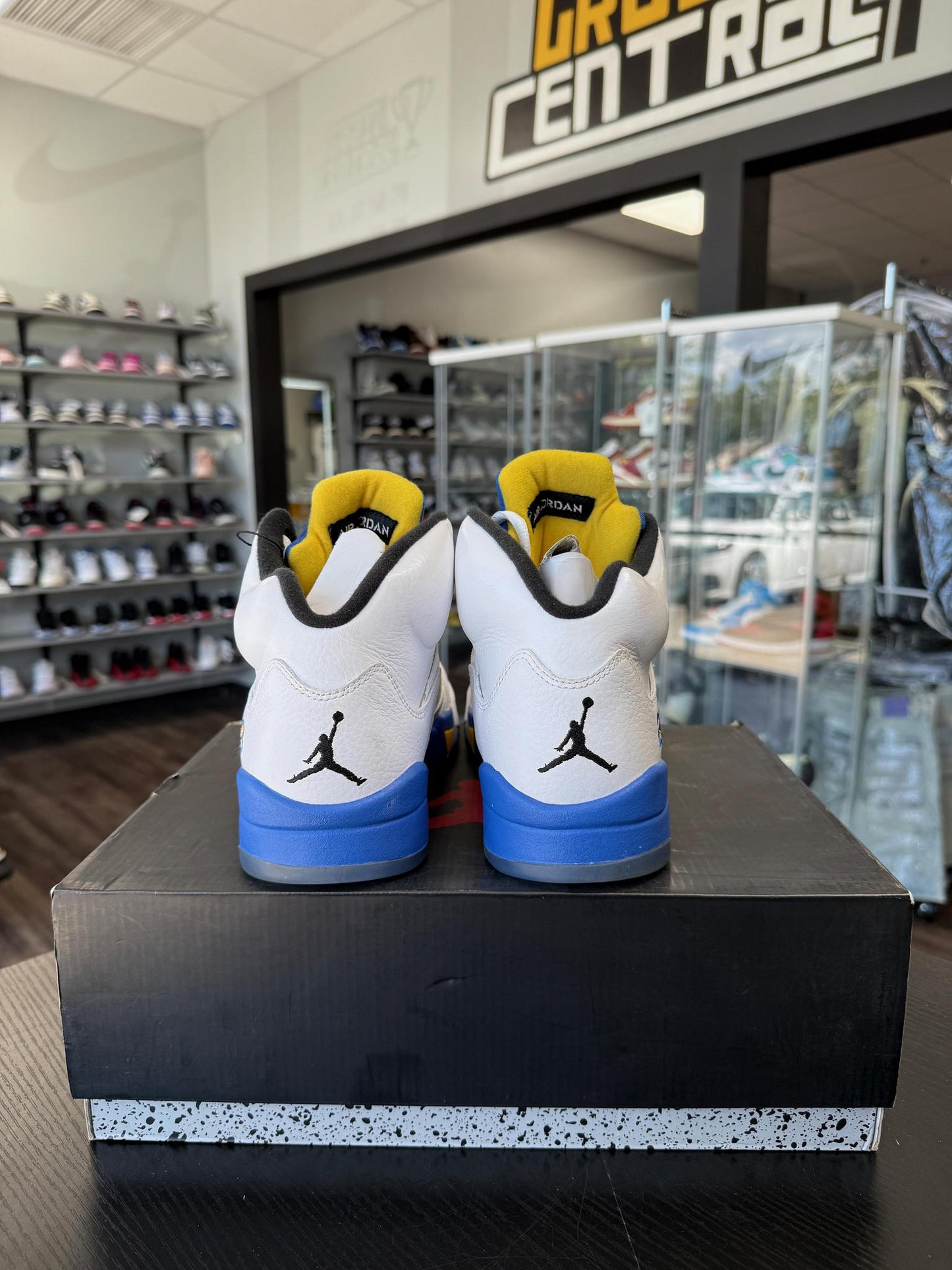 Jordan 5 "Laney White" Used Size 8