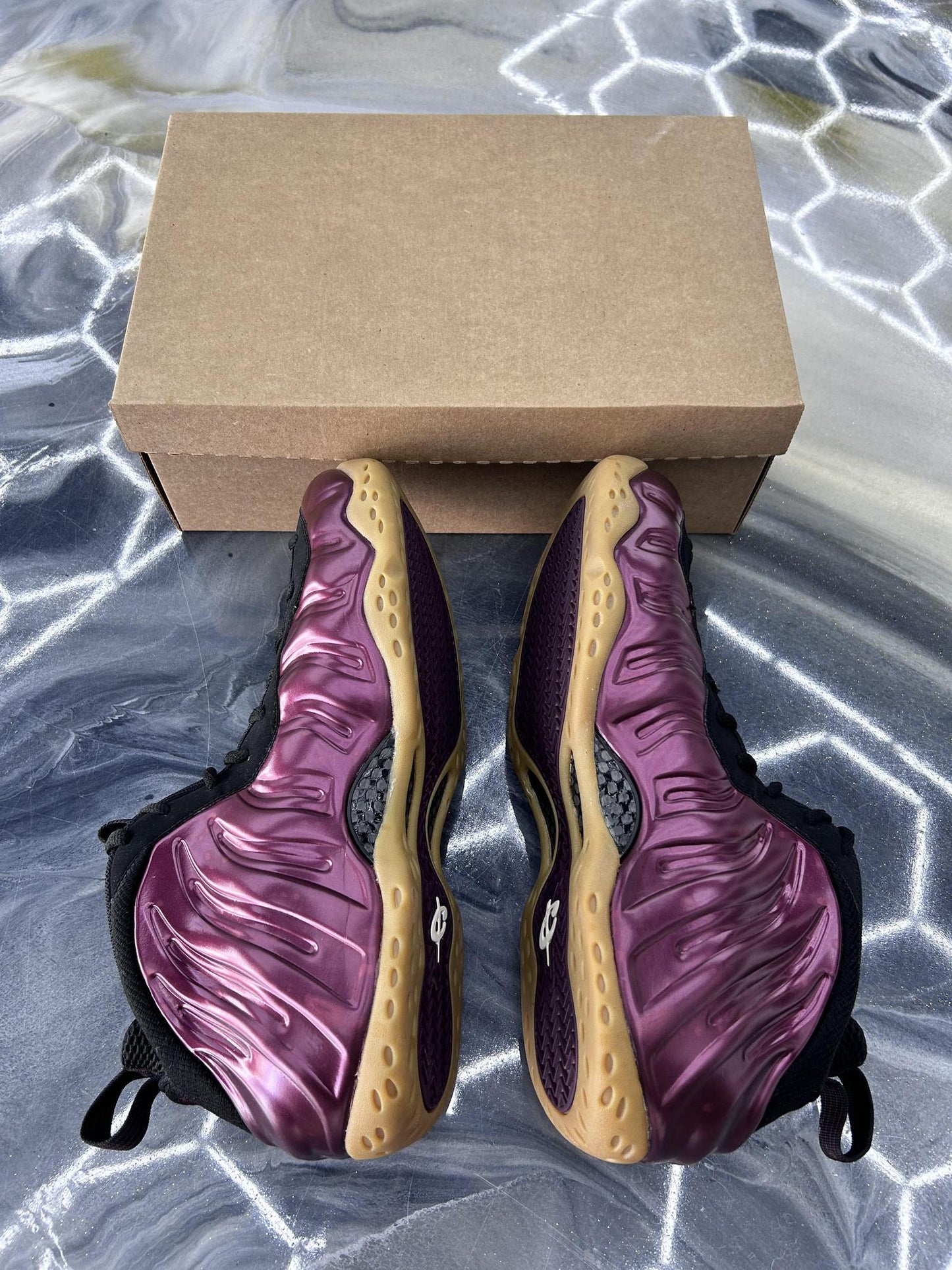 Nike Foamposite "Maroon" Used Size 14