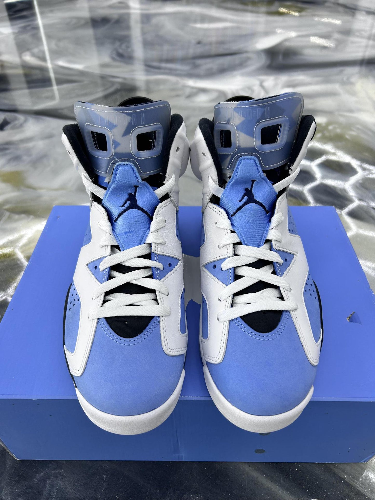 Jordan 6 "UNC" Used Size 8.5