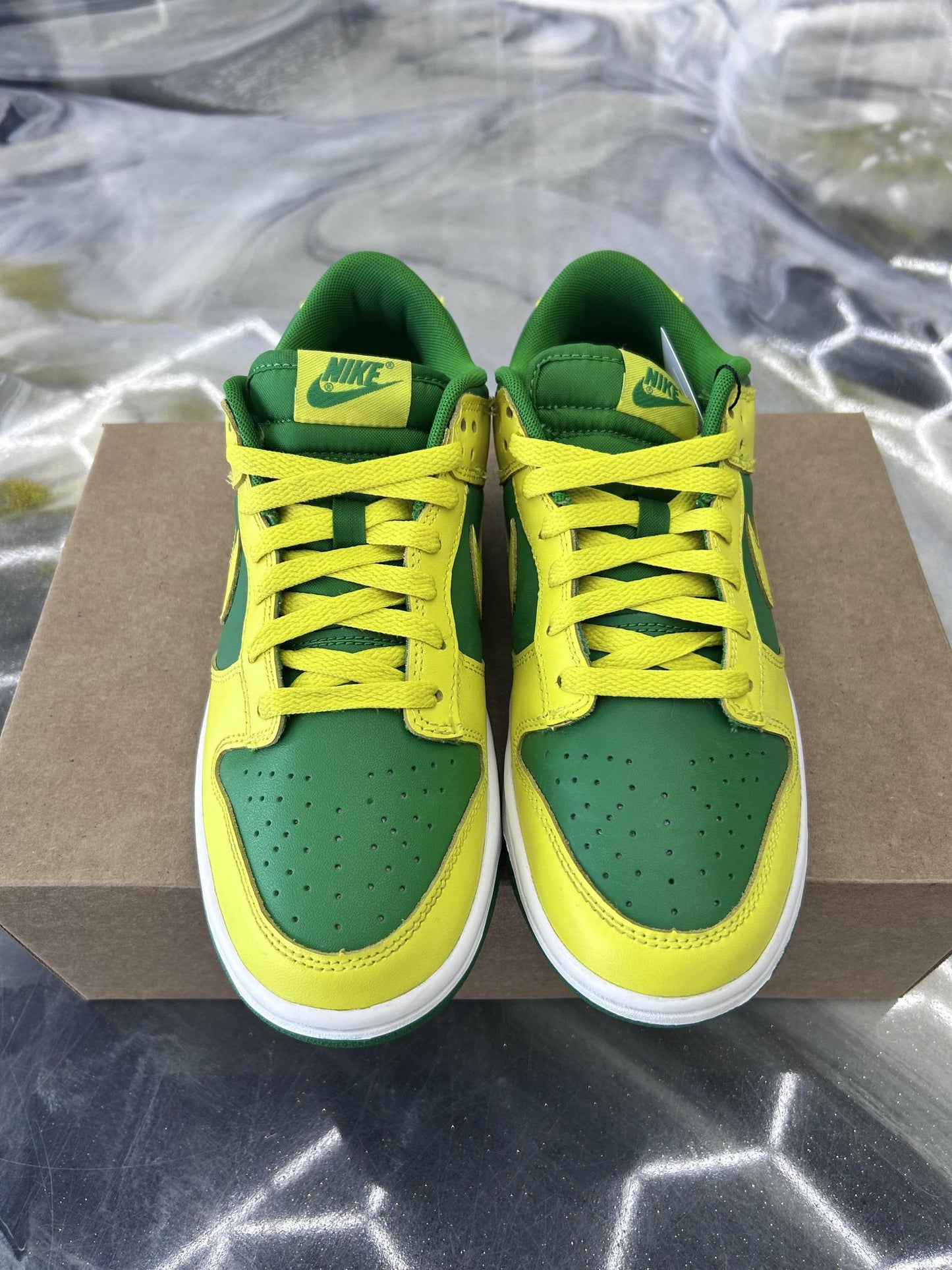 Nike Dunk Low "Reverse Brazil" Used Size 7.5