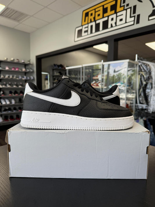 Air Force 1 Low Black White Used Size 10.5