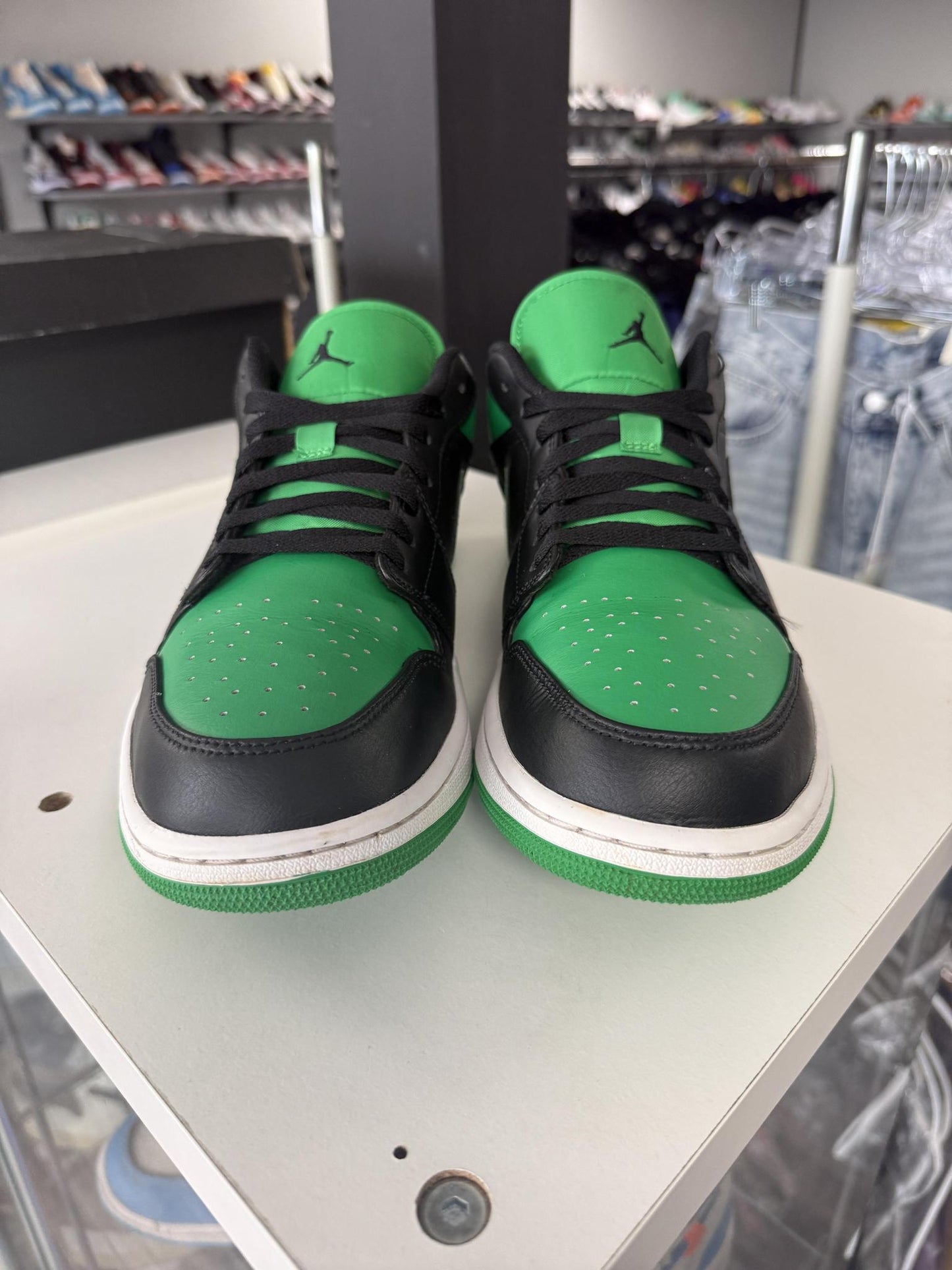 Jordan 1 Low "Lucky Green" Used Size 12.5