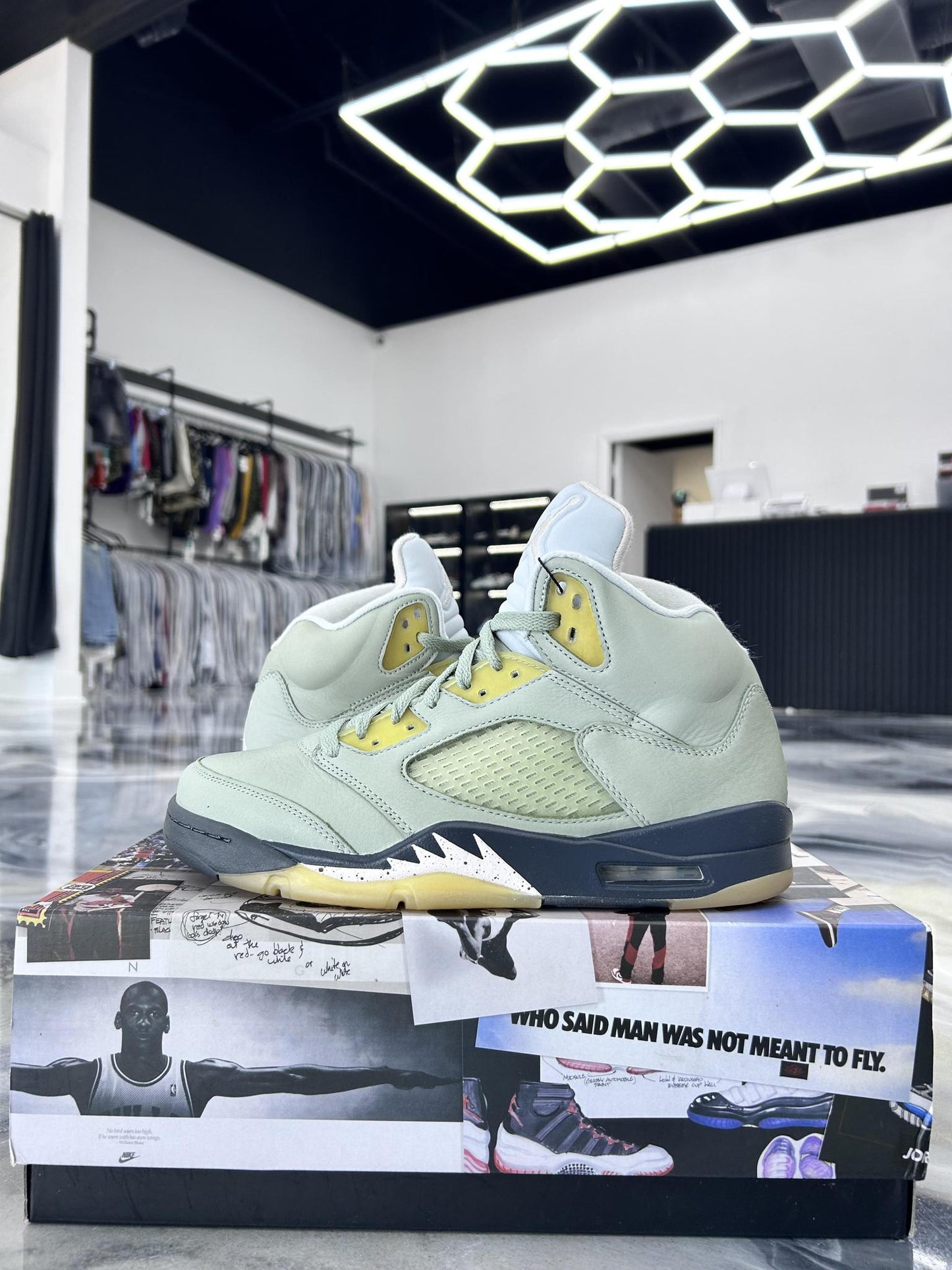 Jordan 5 "Jade Horizon" Size 8.5