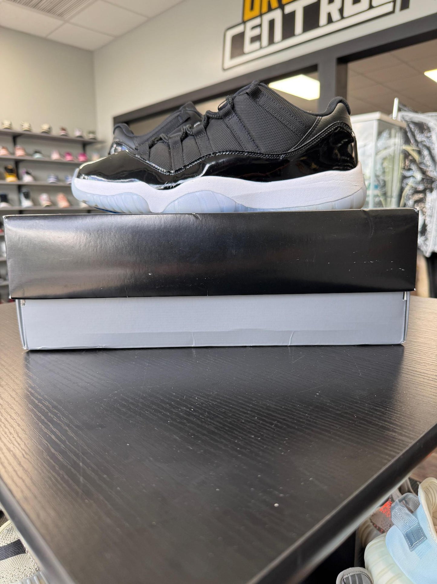 Jordan 11 Low "Space Jam" Used Used 12