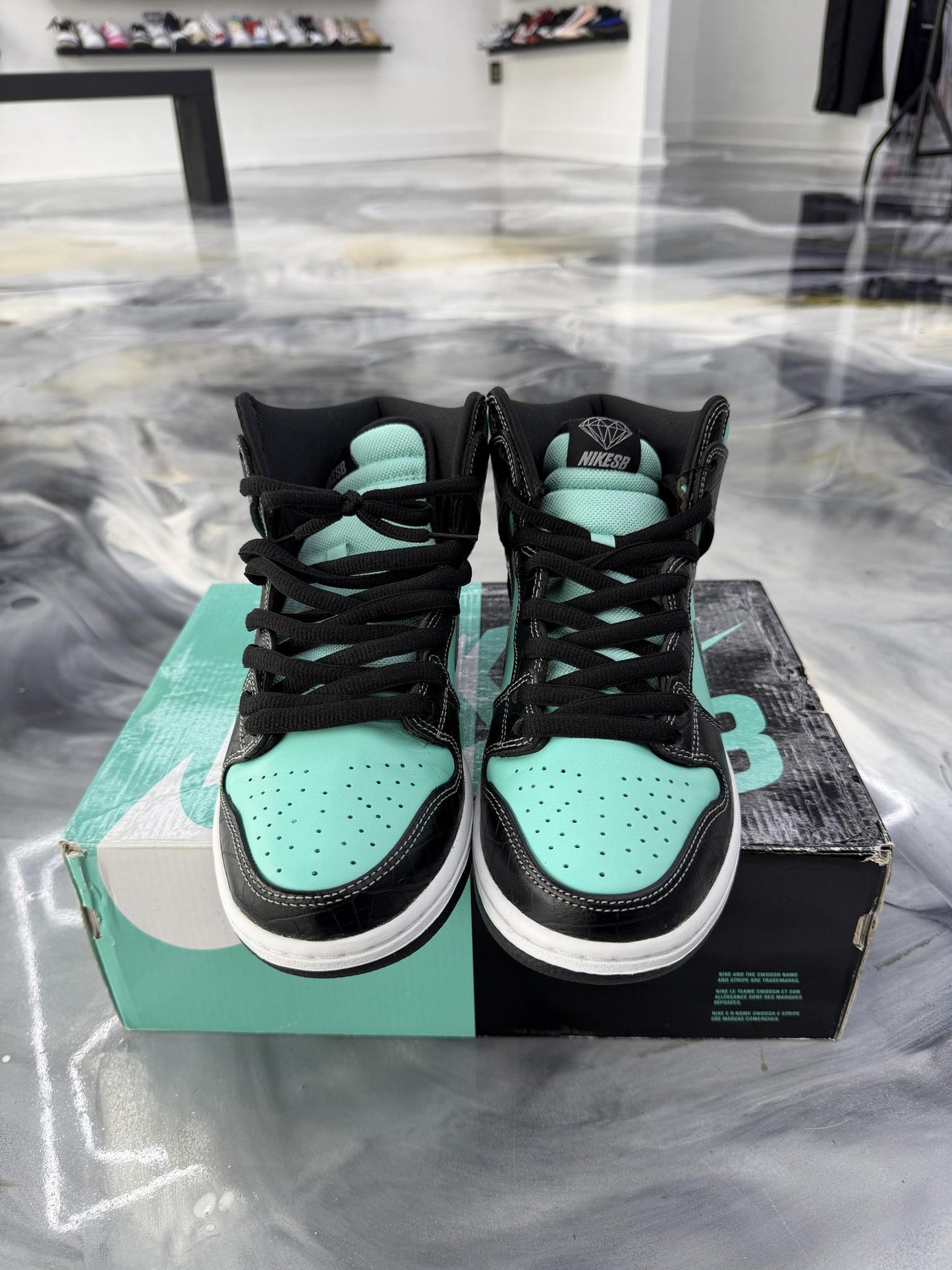 Nike SB Dunk High Diamond Supply Co Used Size 9