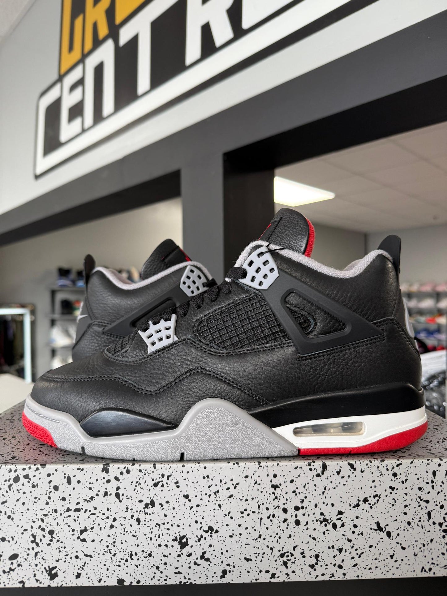 Jordan 4 "Bred Reimagined" Used Size 9.5