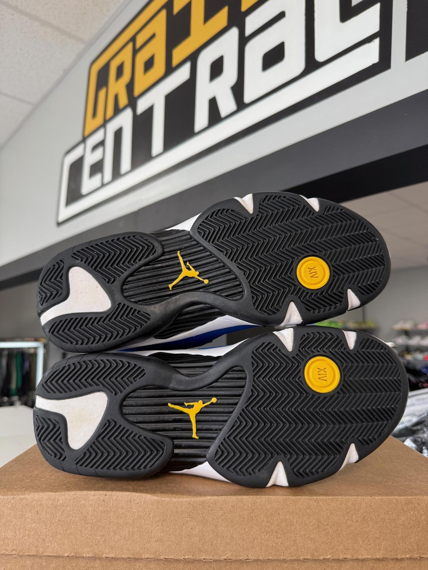 Jordan 14 "Laney" Used Size 8