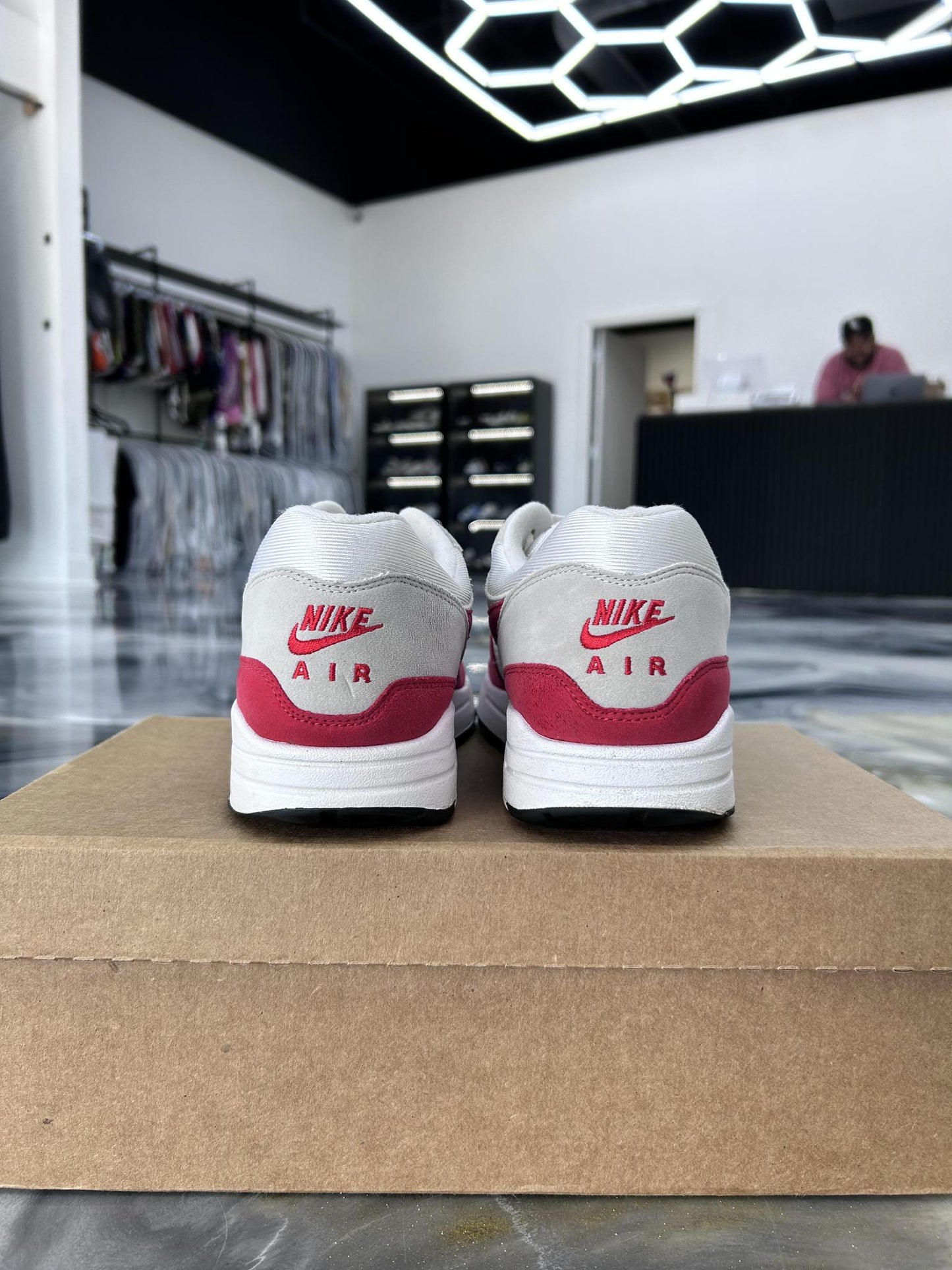 Nike Air Max 1 "Anniversary Red" Used Size 11.5