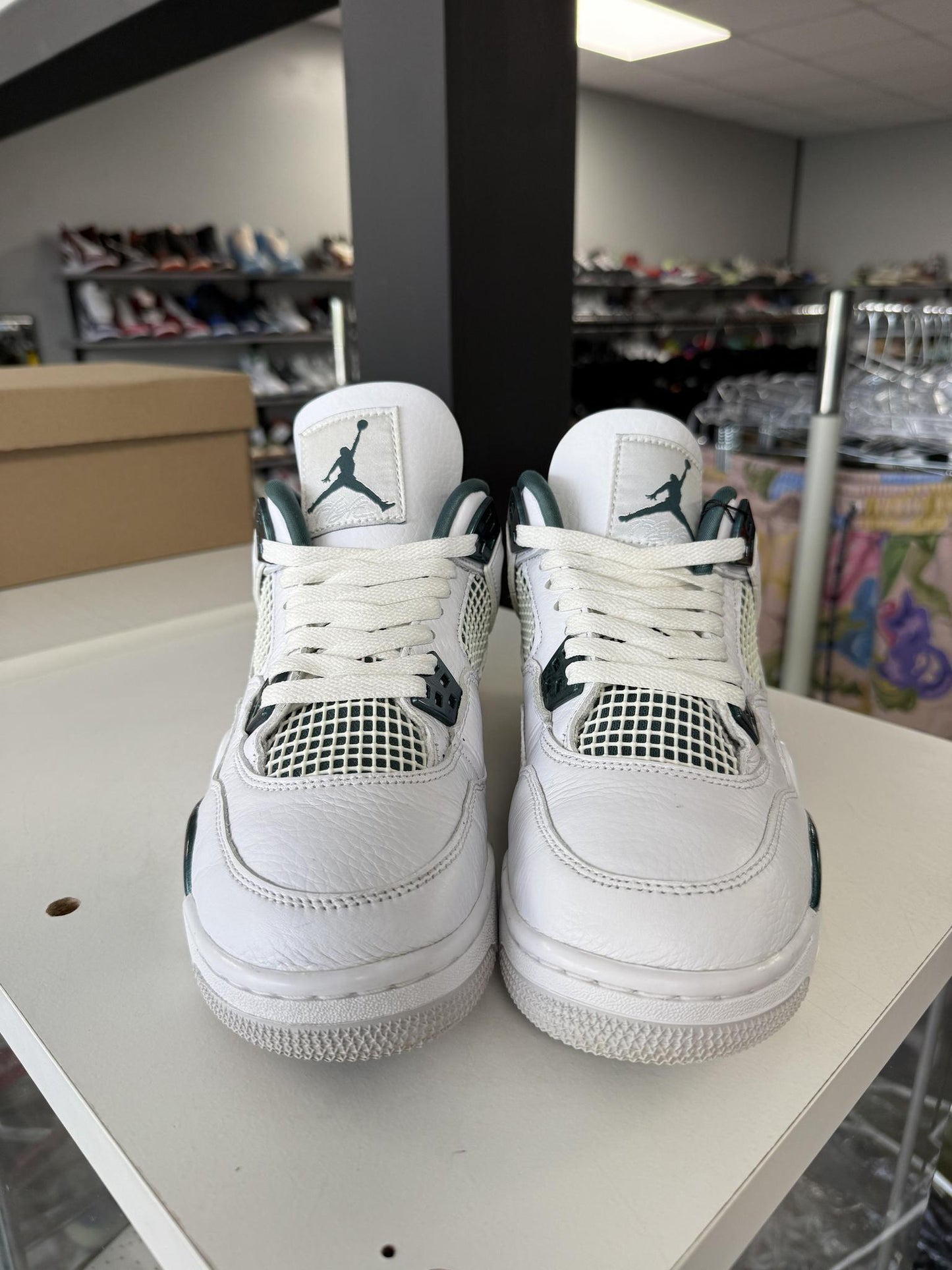 Jordan 4 "Oxidized Green" Used Size 7Y/8.5W