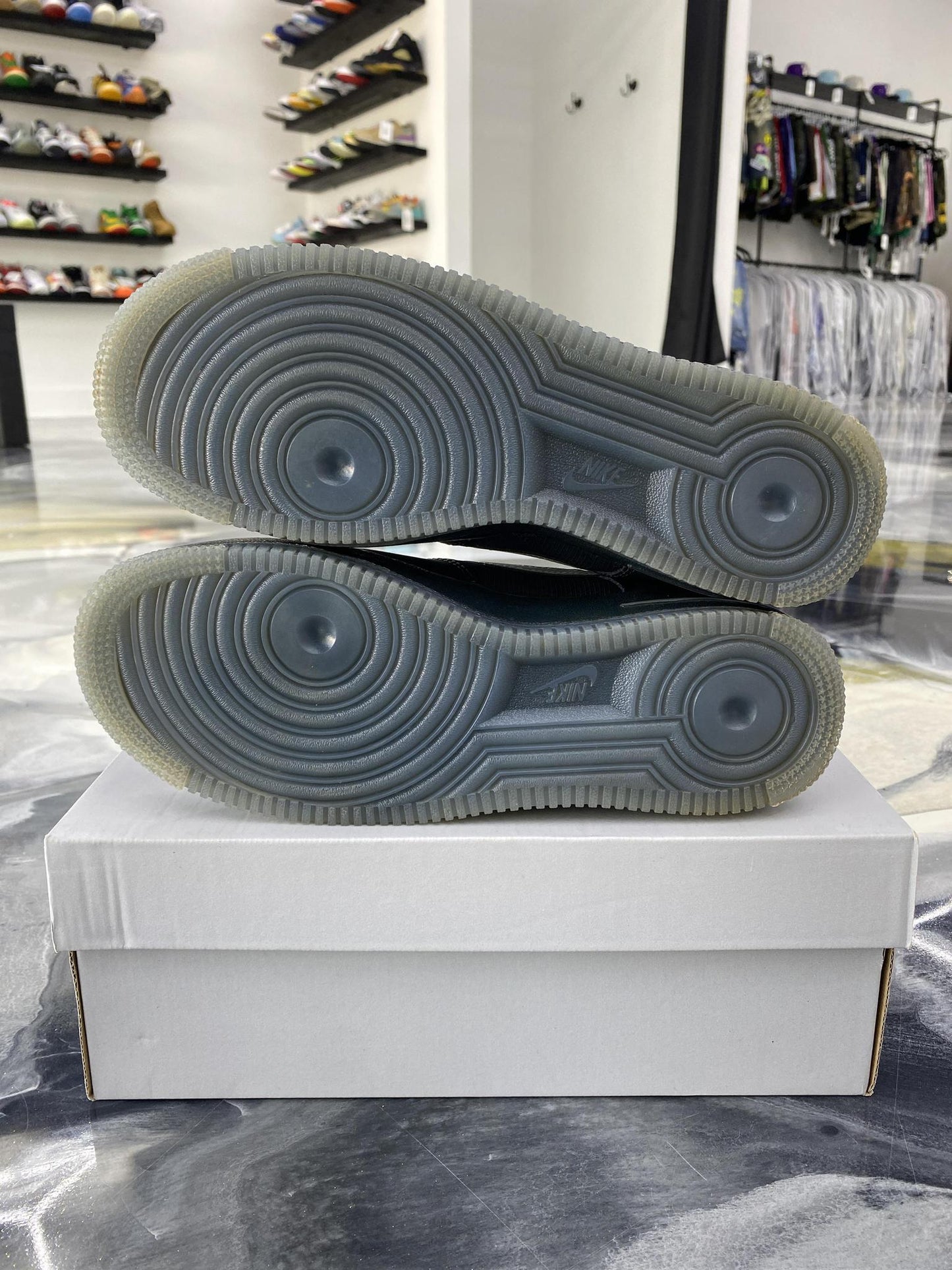 Nike Air Force One Low "Anthracite Reflective Silver" Used Size 7Y/8.5W