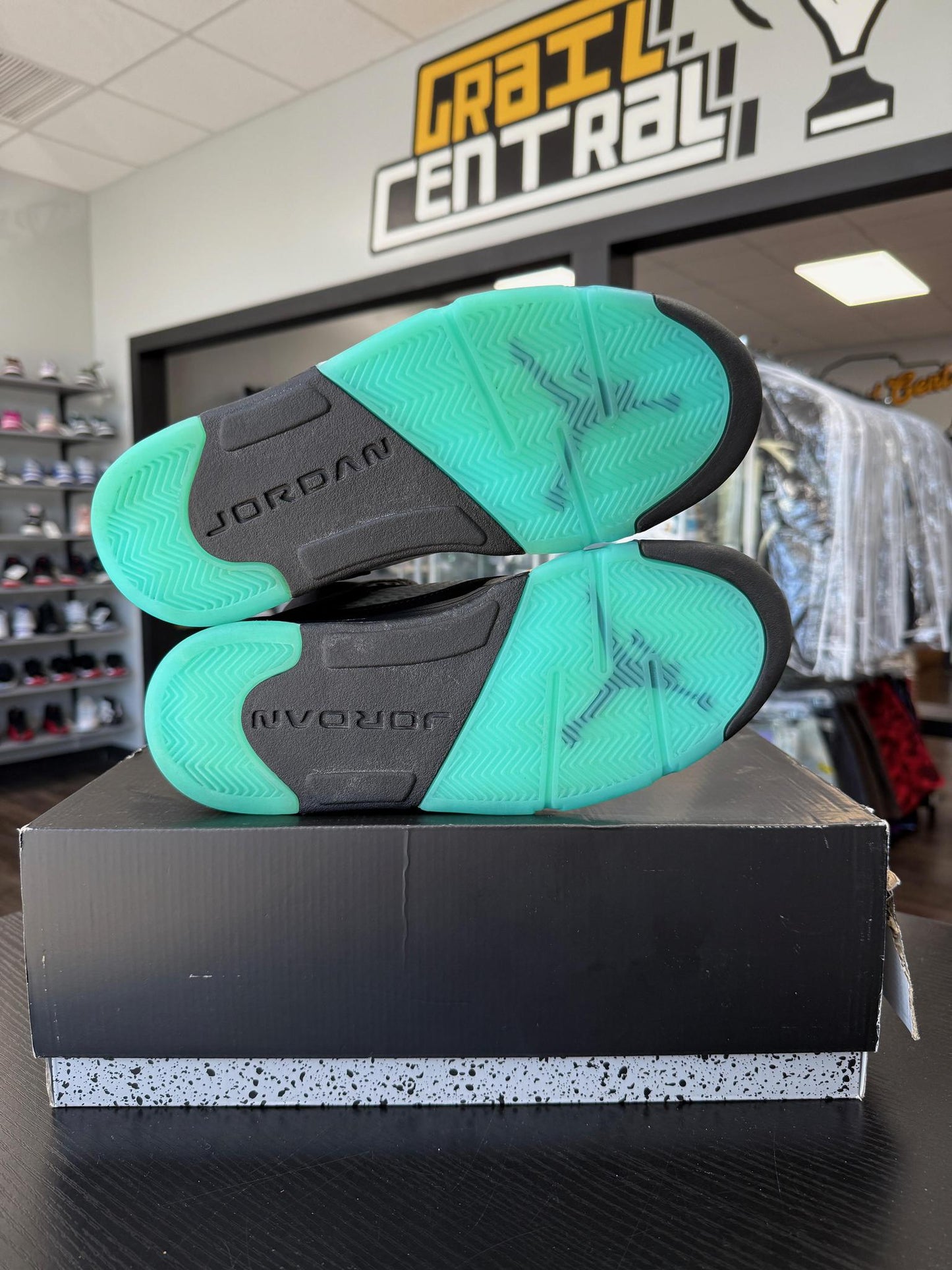 Jordan 5 "Aqua" Used Size 8.5