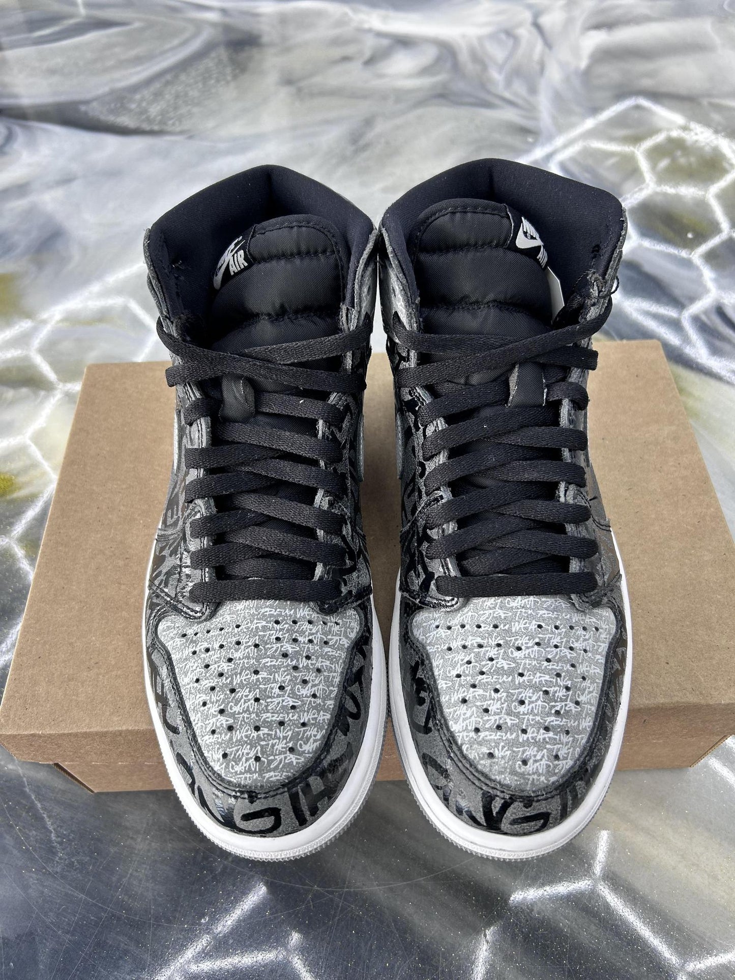 Jordan 1 "Rebellionaire" Used Size 9