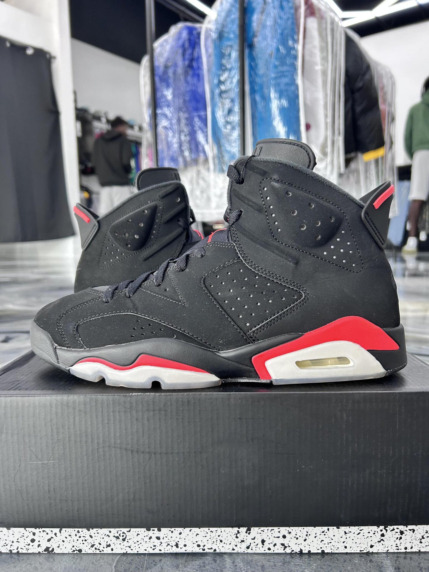 Jordan 6 "Black Infrared" Used Size 10.5