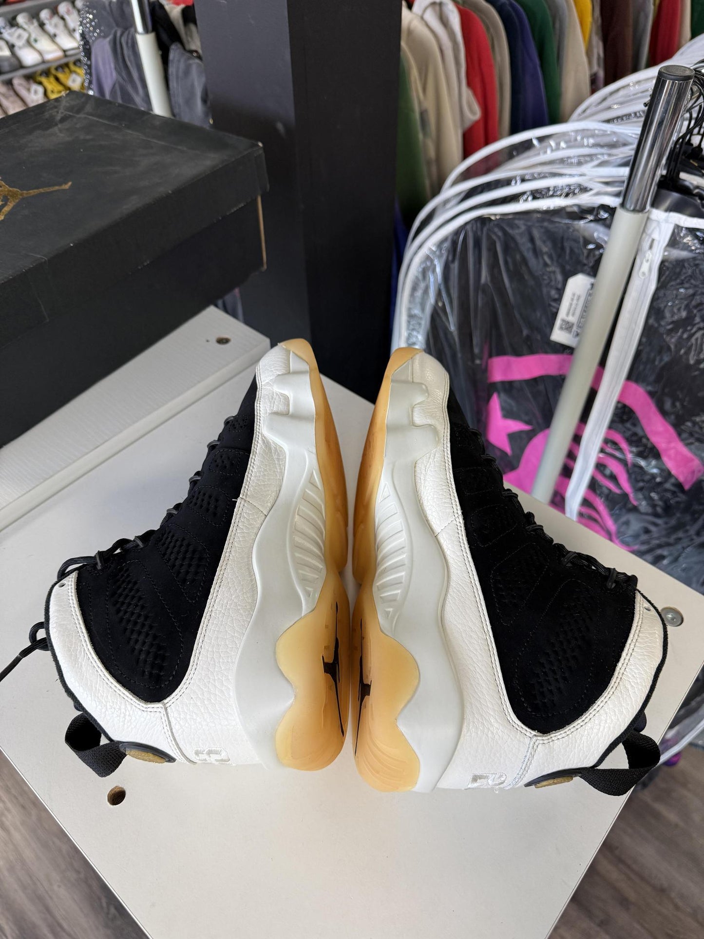 Jordan 9 "City Of Flight" Used Size 9