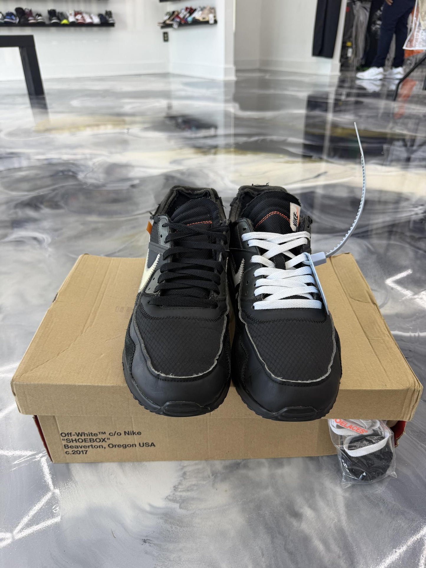 Nike Air Max 90 "Off White" Used Size 12