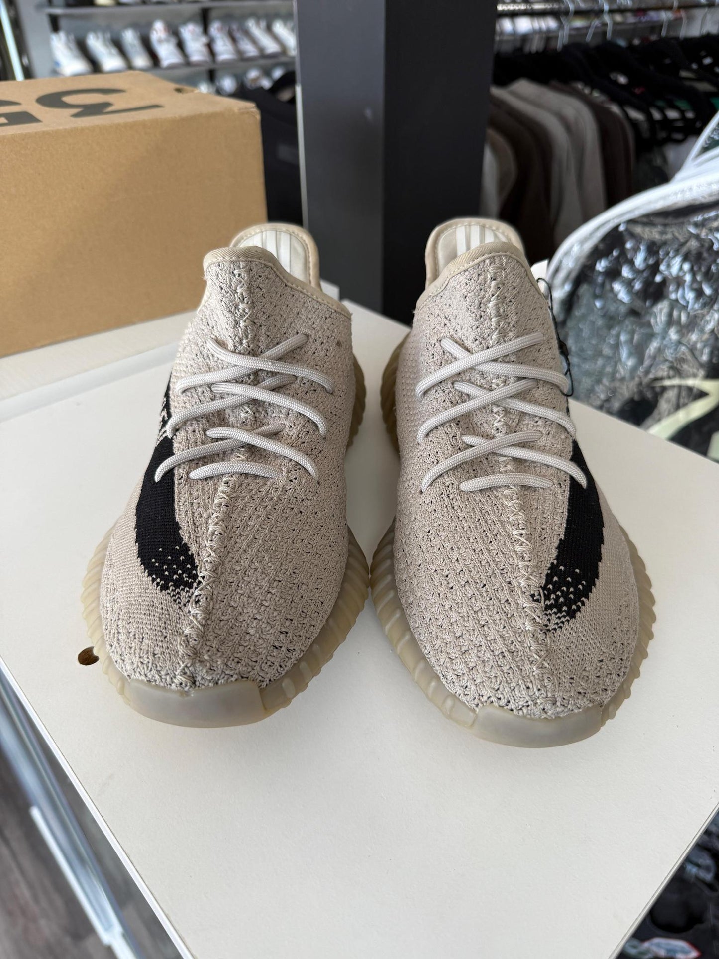 Yeezy 350 V2 "Slate" Used Size 9
