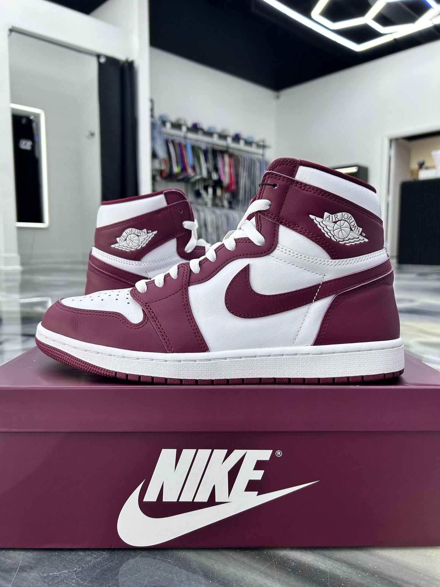 Jordan 1 "Team Red" Used Size 11.5