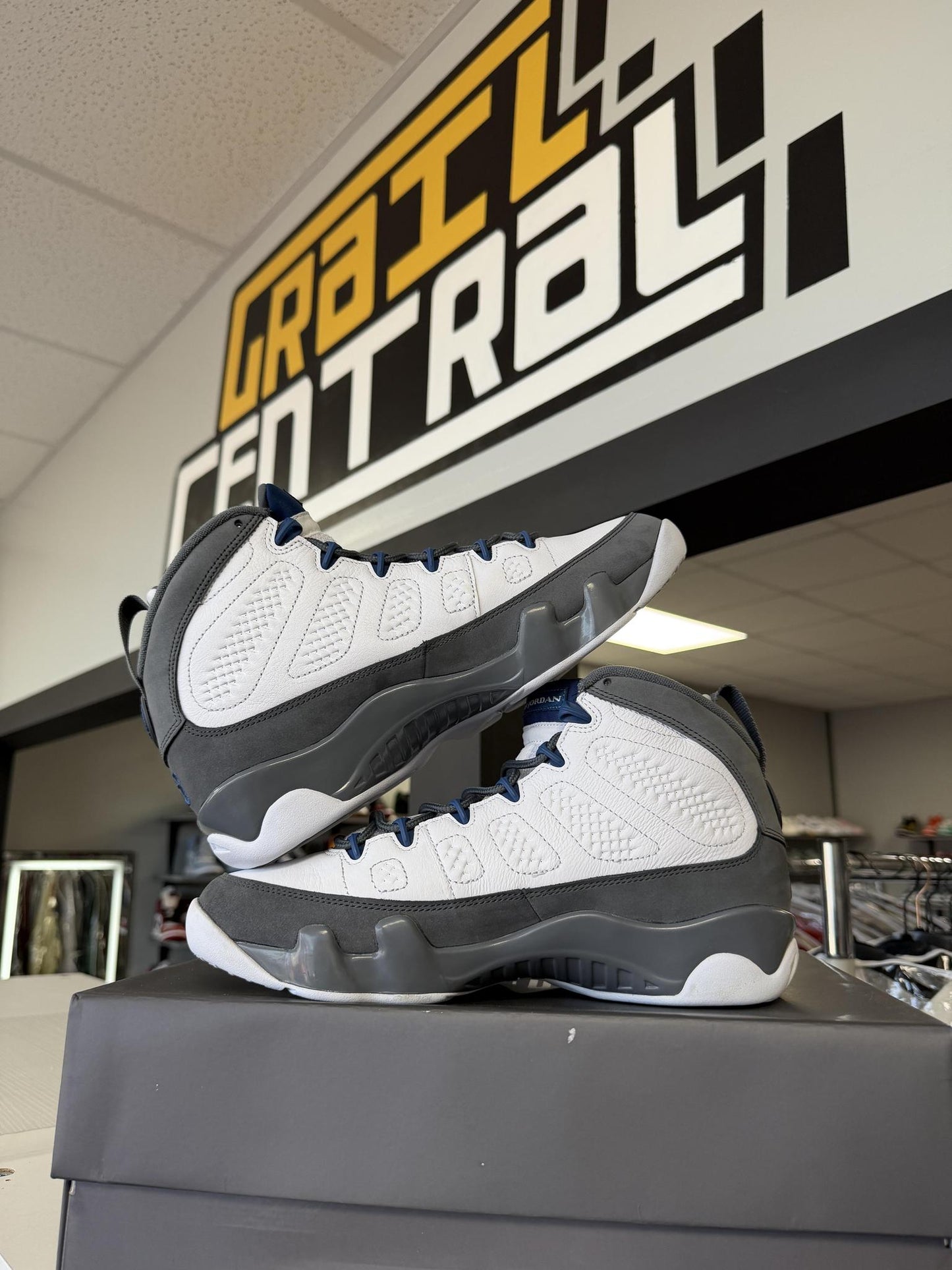Jordan 9 "Flint" Used Size 9.5