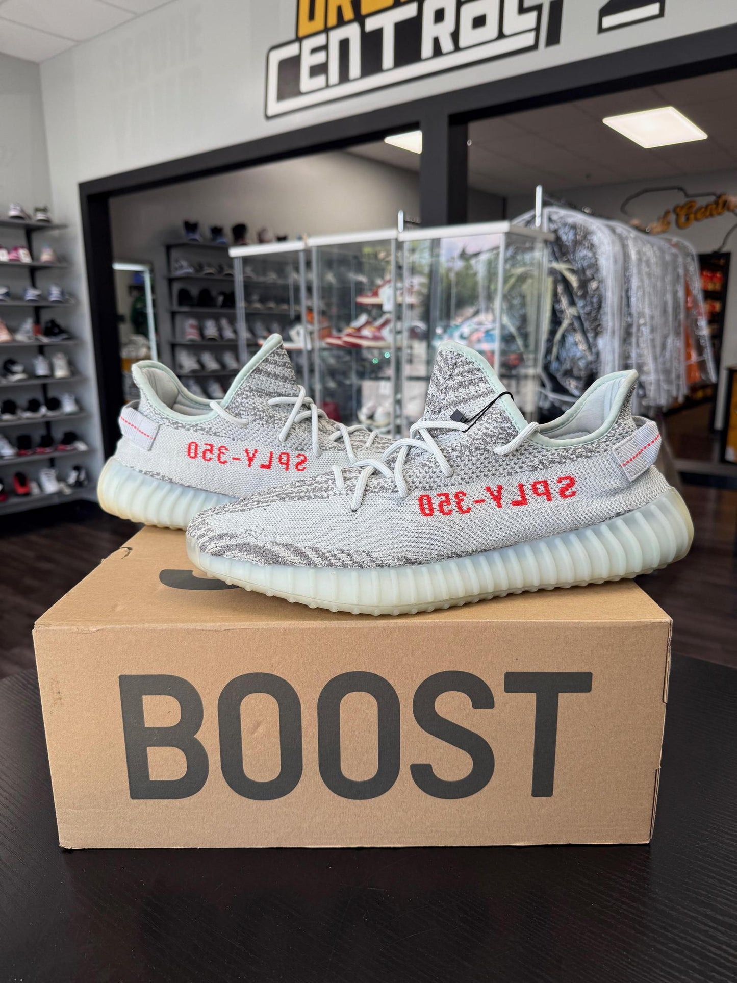 Yeezy 350 V2 "Blue Tint" Used Size 13