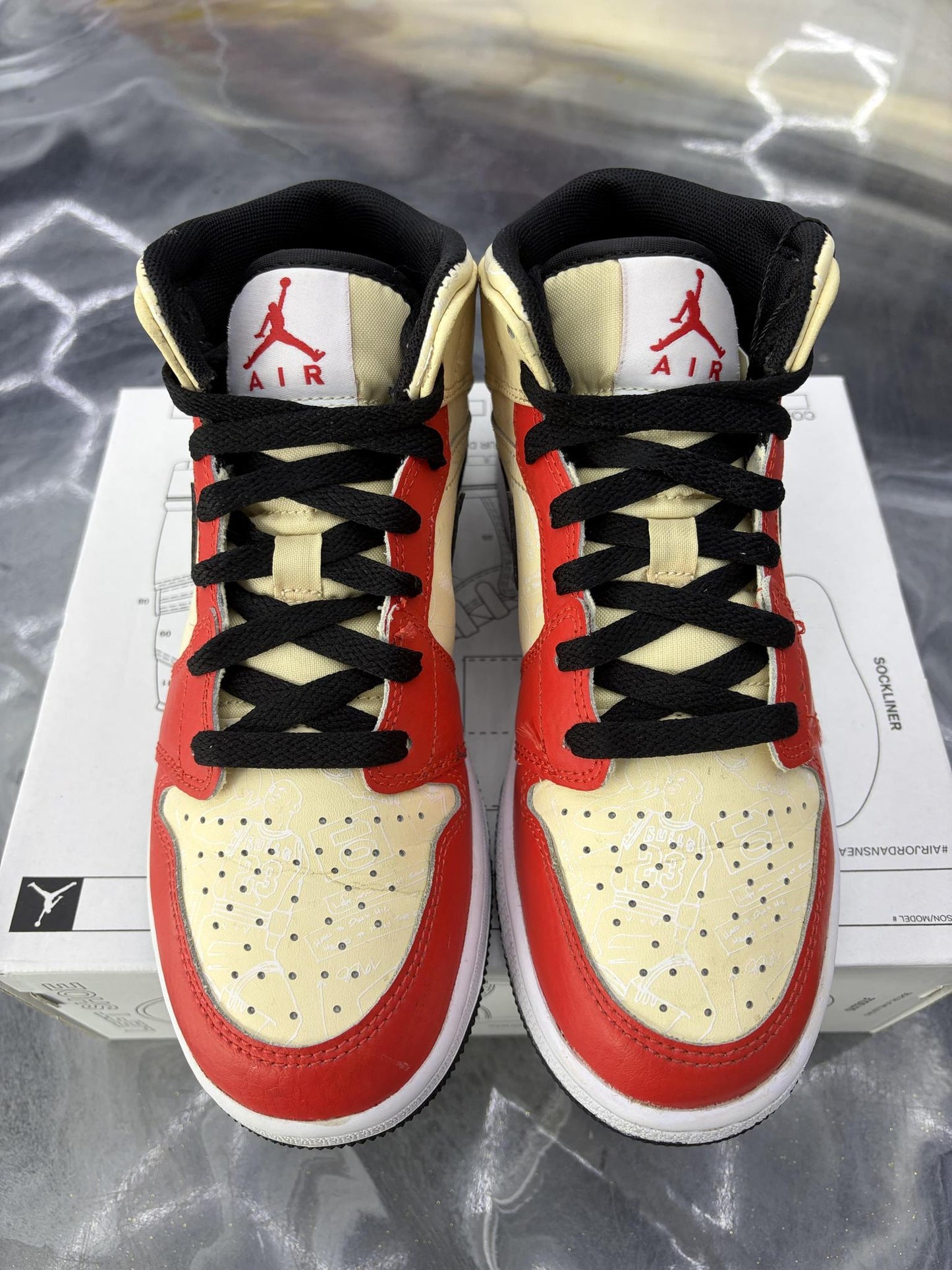 Jordan 1 Mid 88 "Dunk Contest" Used Size 5Y/6.5W