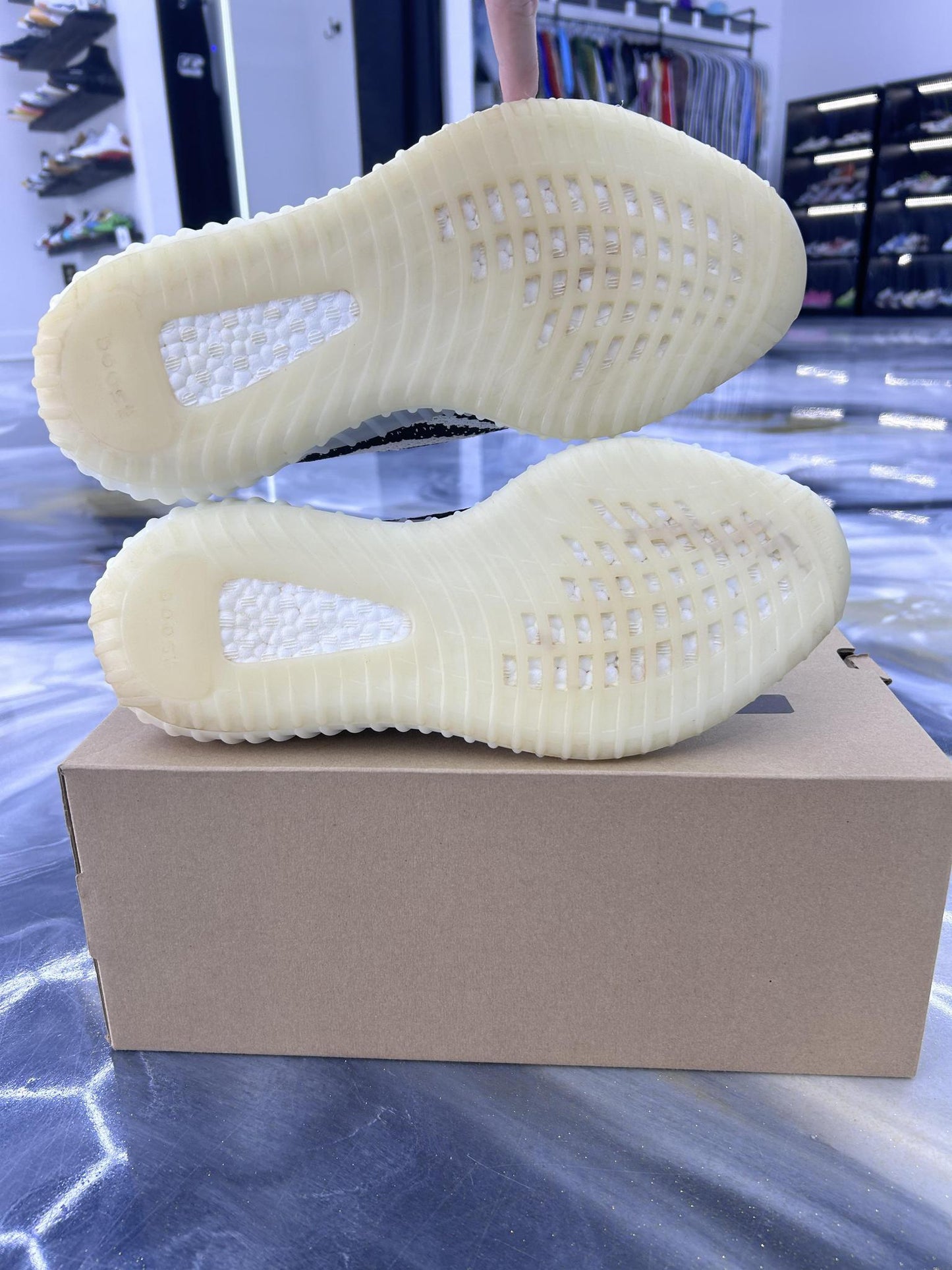 Yeezy 350 "Zebra" Used Size 11.5