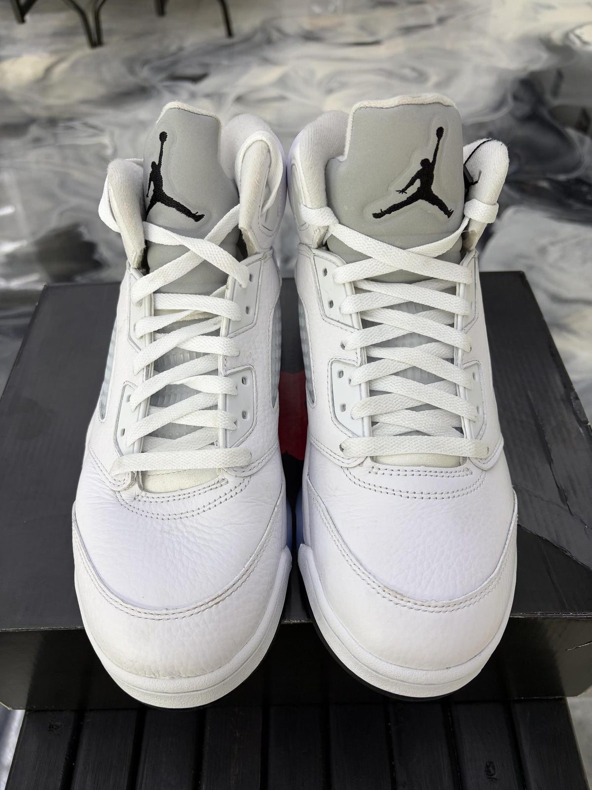Jordan 5 "White Metallic" Used Size 9.5