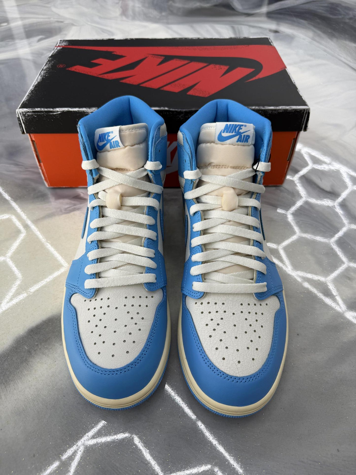 Jordan 1 Reimagined "UNC" Used Size 10.5