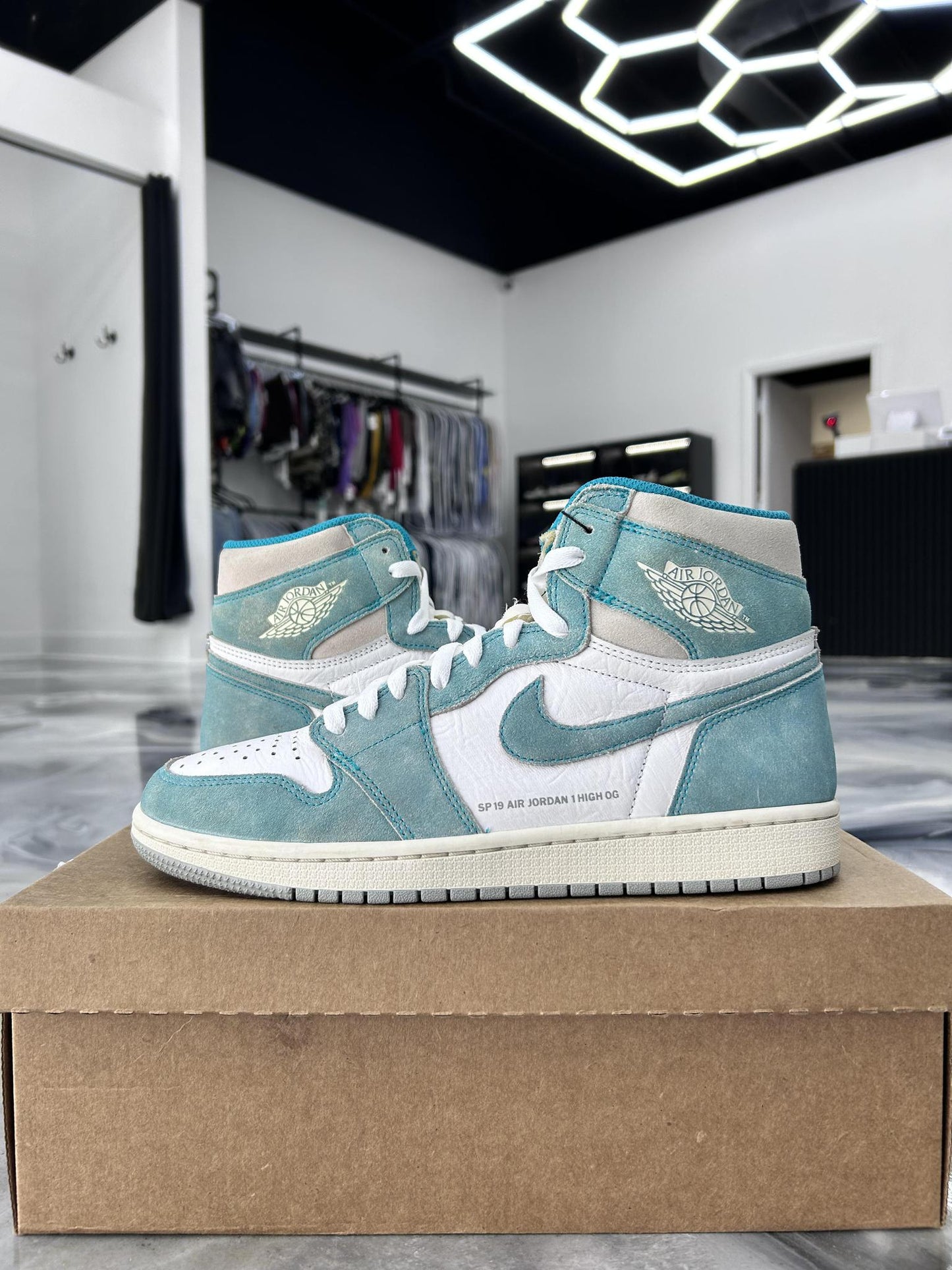 Jordan 1 "Turbo Green" Used Size 10