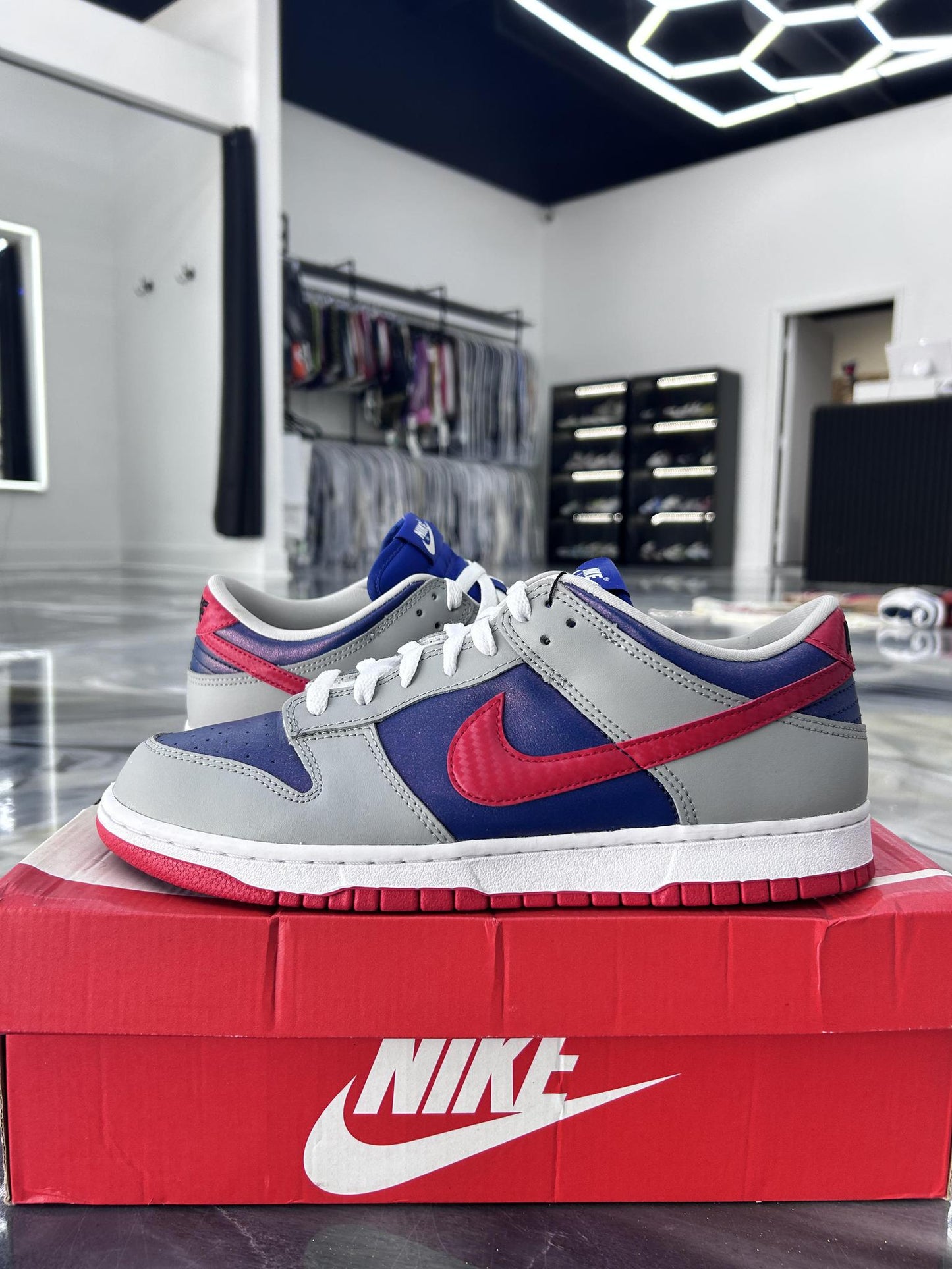 Nike Dunk Low "Samba" Used Size 11.5