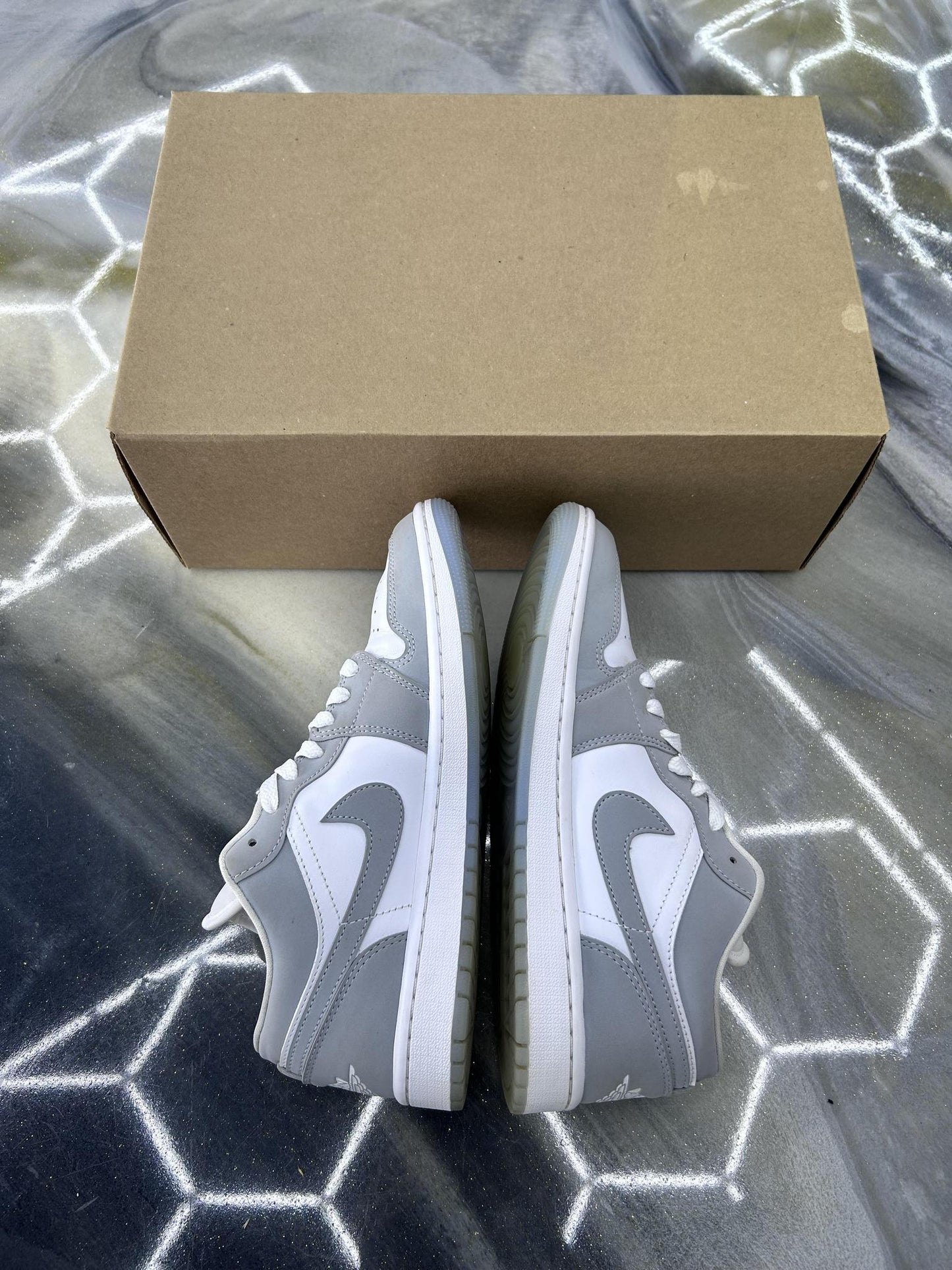 Jordan 1 Low "Wolf Grey" Used Size 7Y/8.5W
