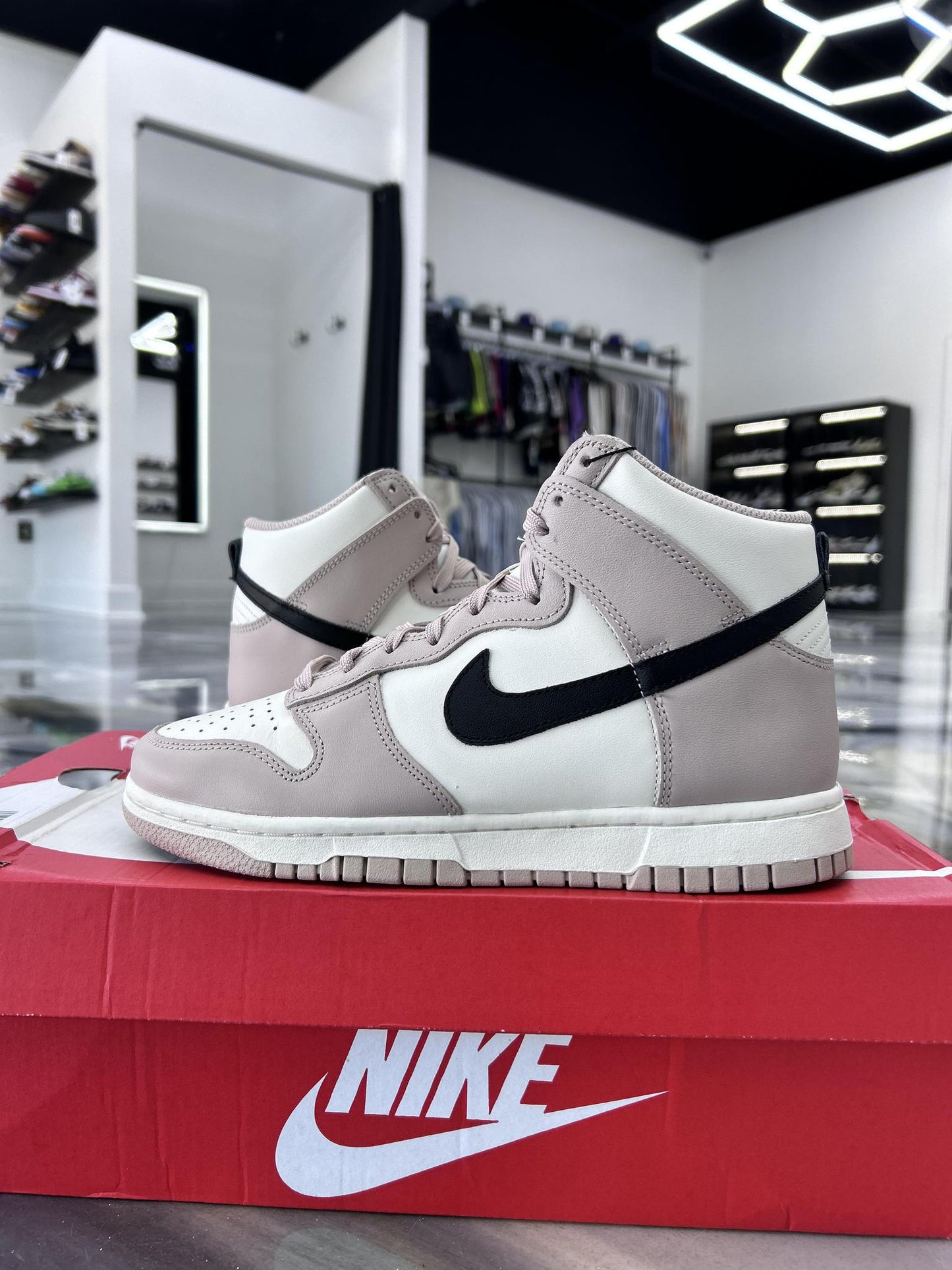 Nike Dunk High "Fossil Stone" Used Size 6.5Y/8W