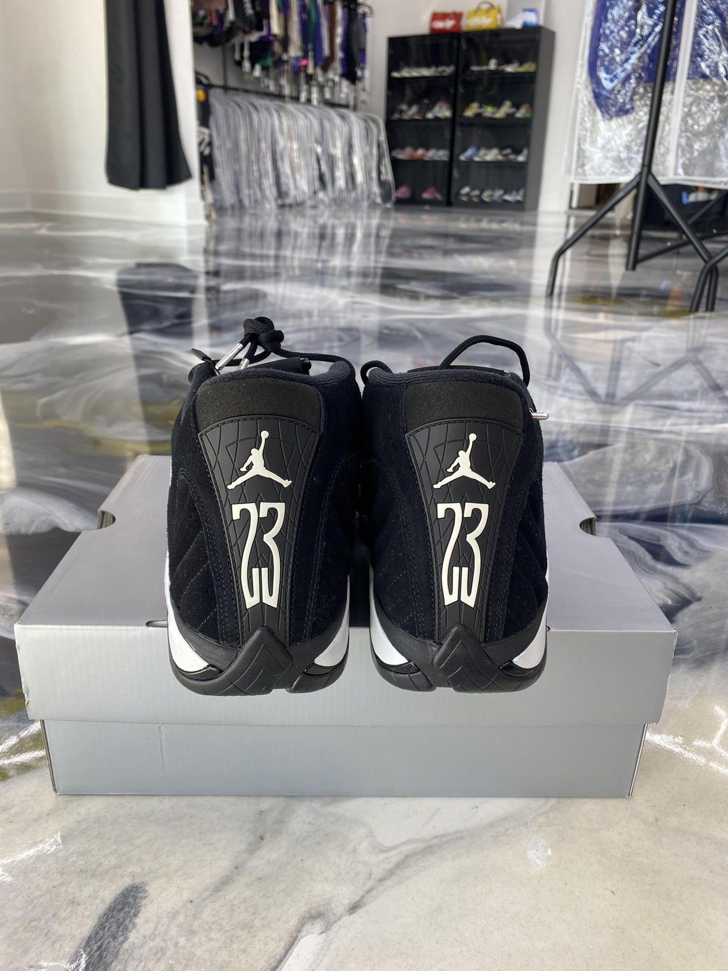 Jordan 14 "Black White" Used Size 11
