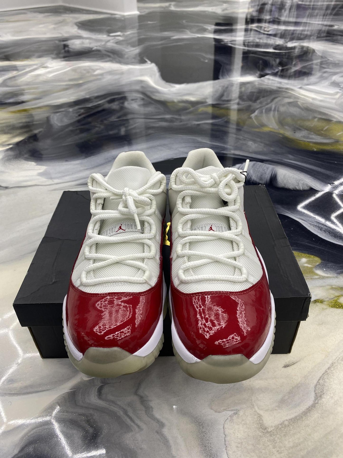 Jordan 11 Low "Cherry" Used Size 12