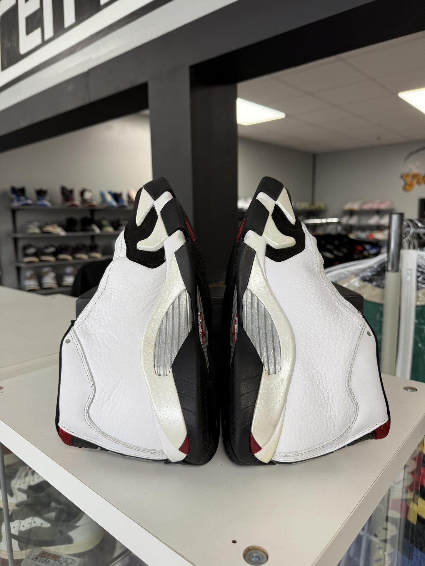 Jordan 14 "Black Toe" Used Size 6.5Y/8W