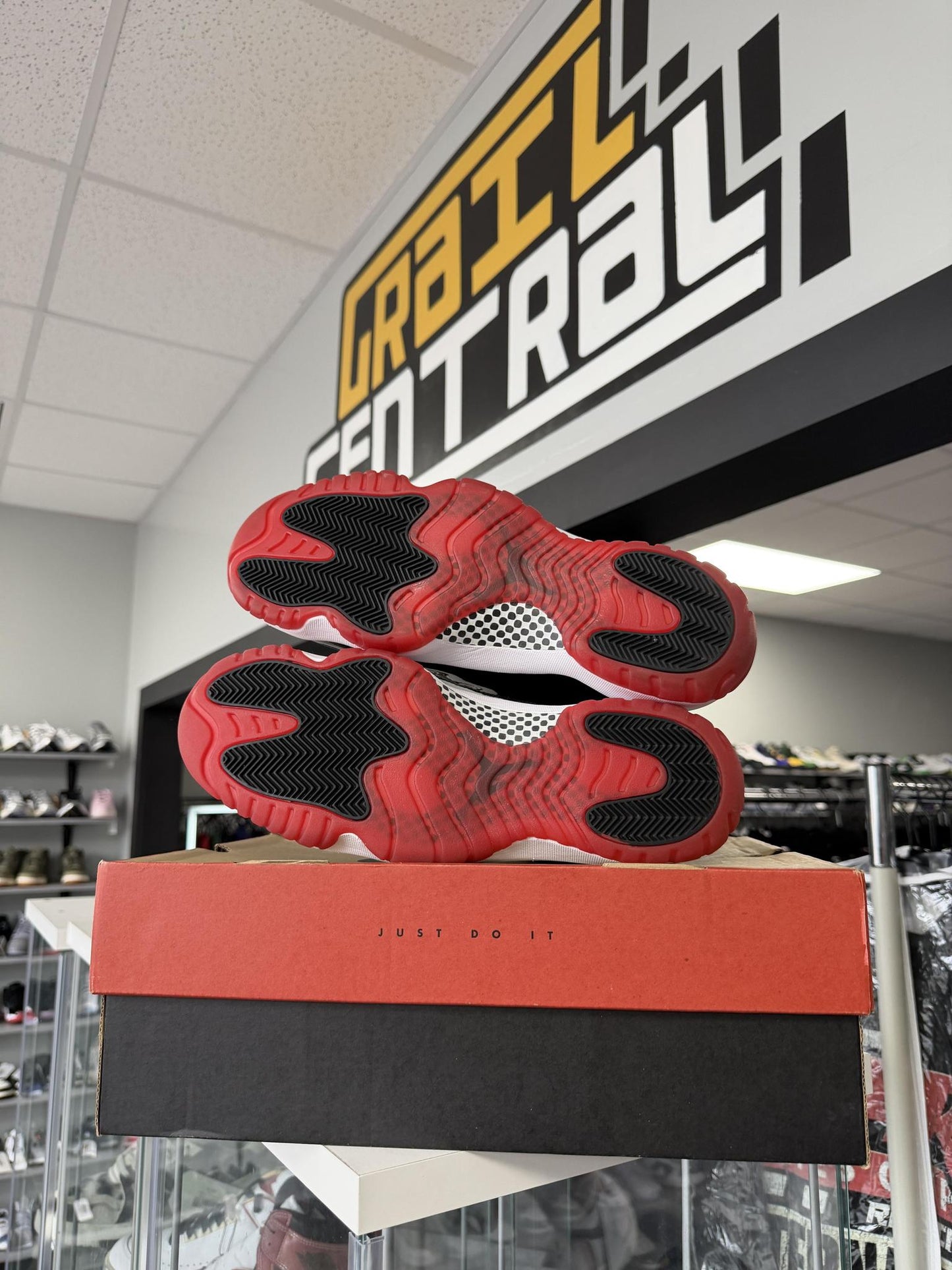 Jordan 11 Bred Used