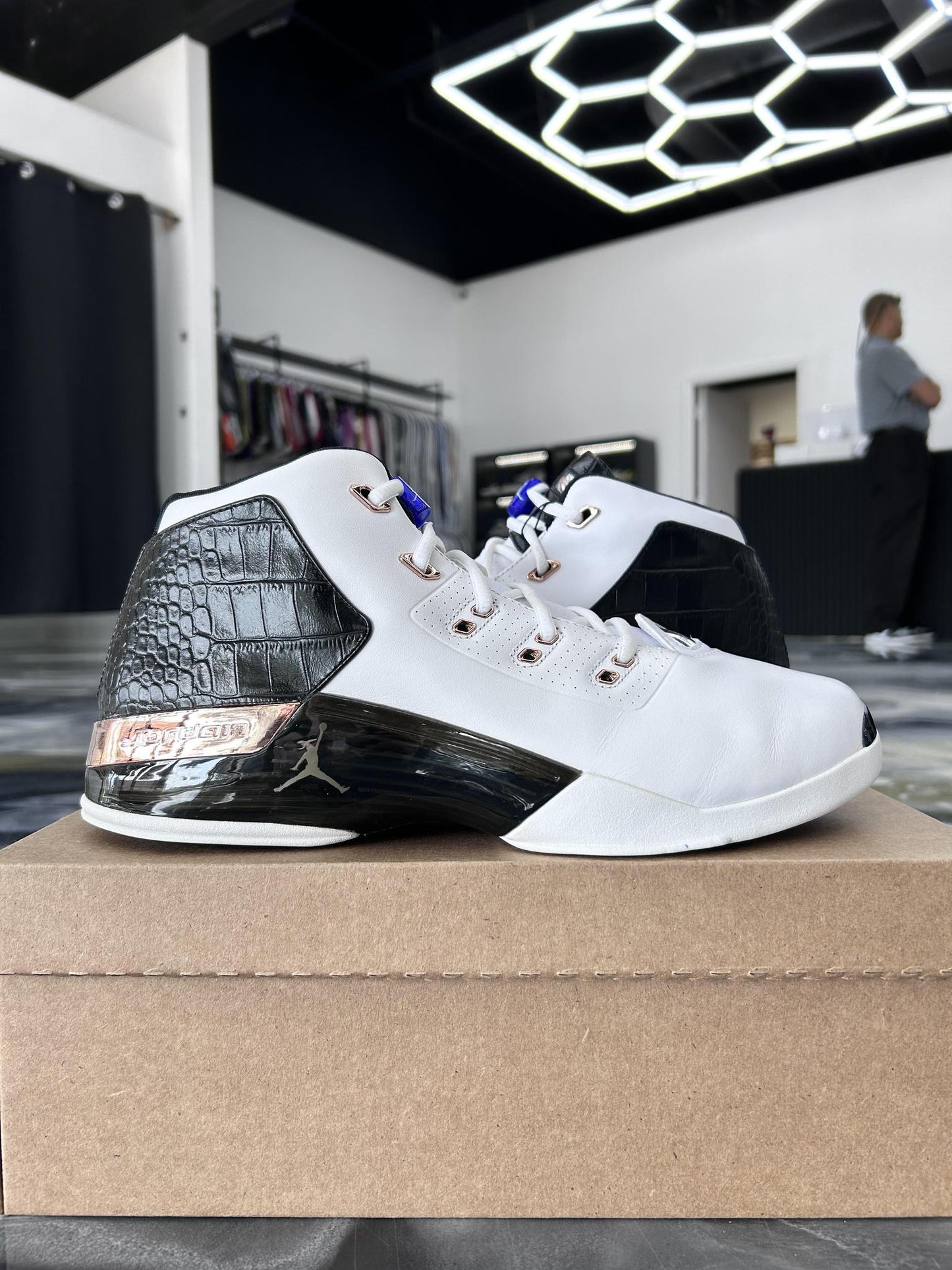 Jordan 17 "Copper" Used Size 11.5